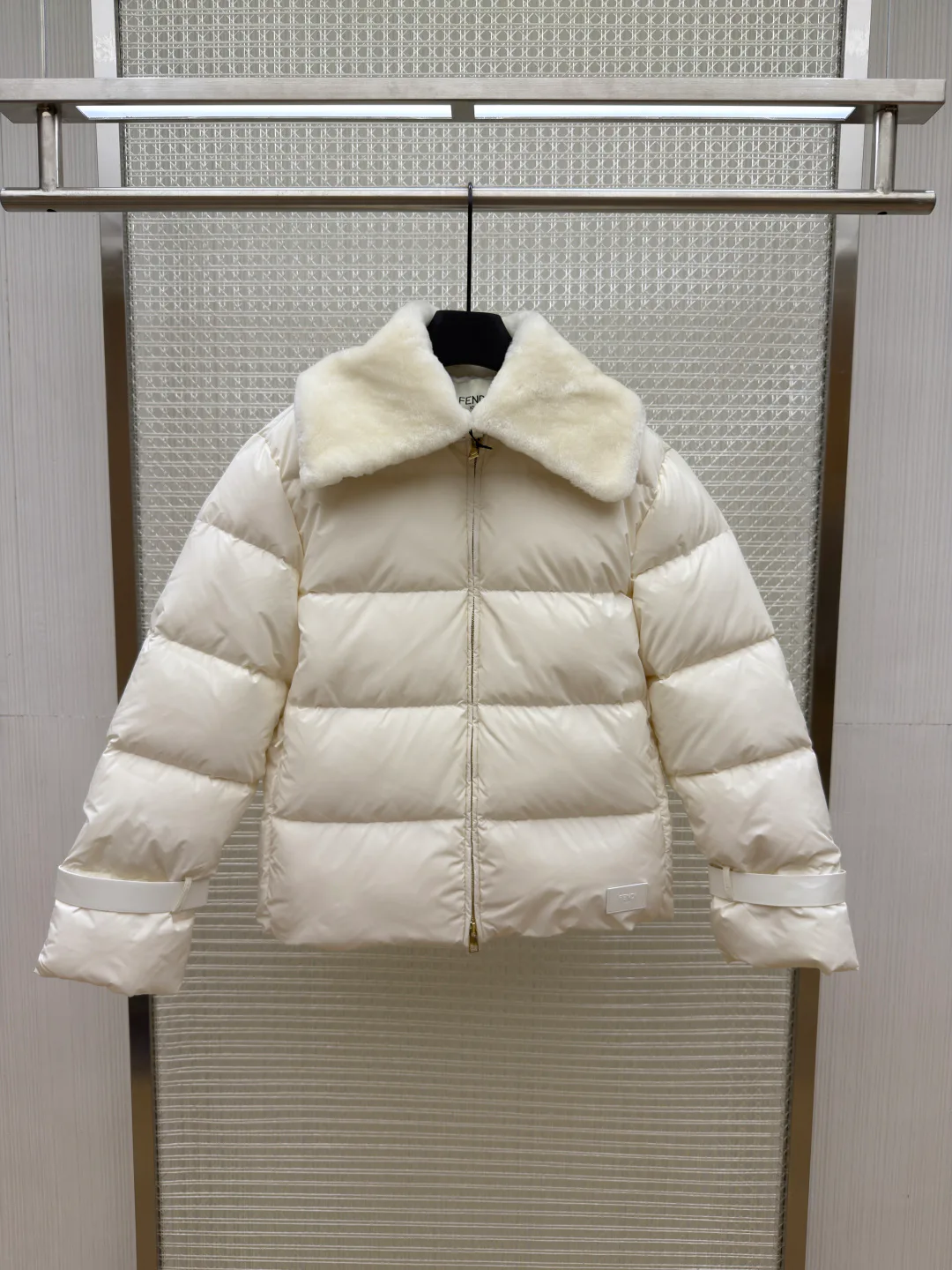 Куртки И Пуховики Мужские Fendi 18663020