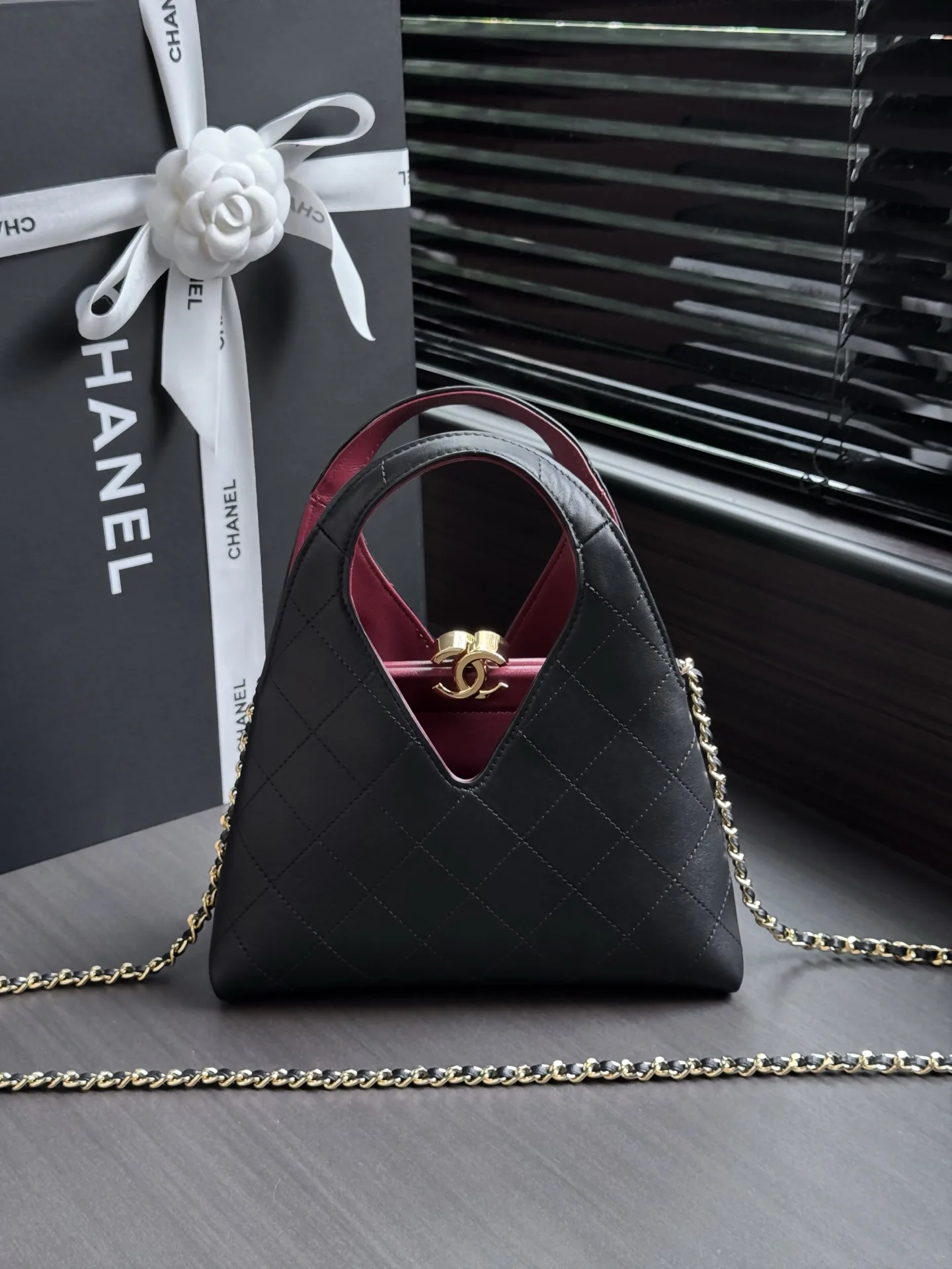 Women's Classic Handbags CHANEL 17364627