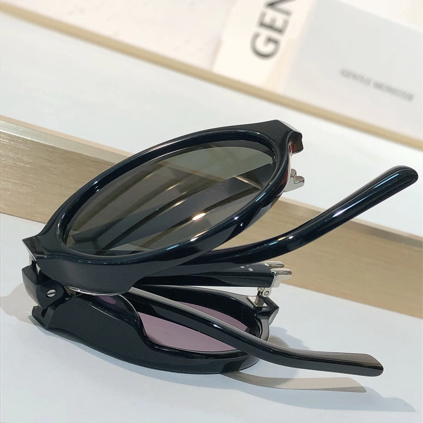 Glasses GENTLE MONSTER 18118273
