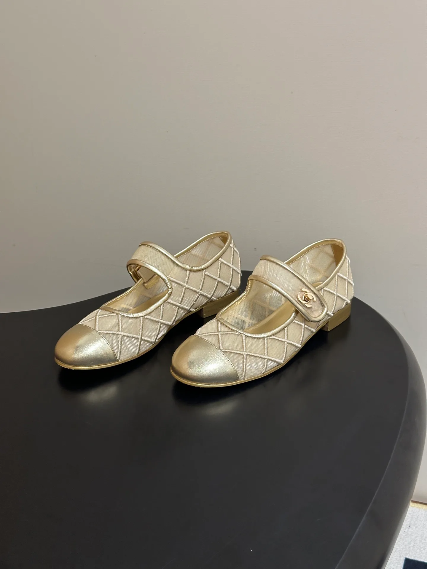 Women's Ballet Flats CHANEL 17089432