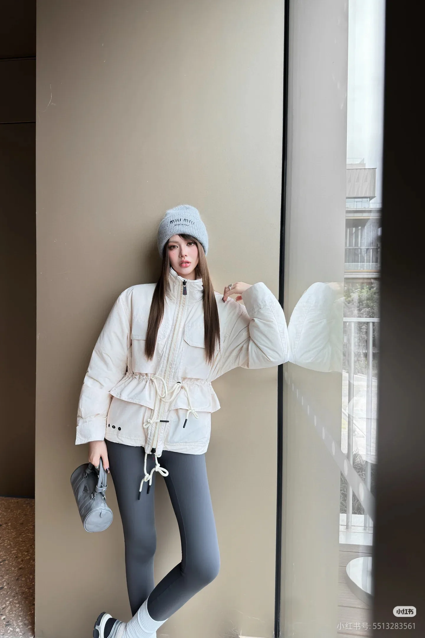 Women's Jackets And Down Jackets MONCLER 18044445