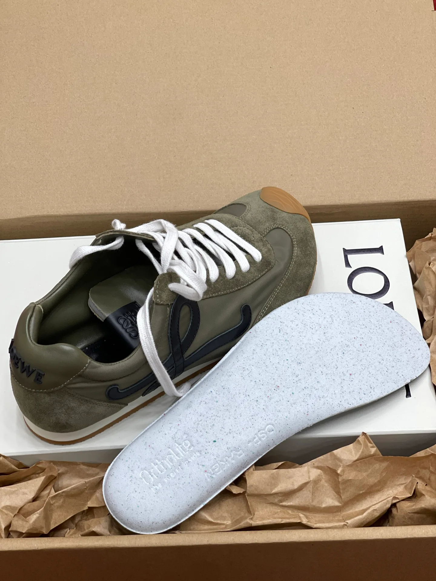 Men's Sneakers LOEWE 18191676