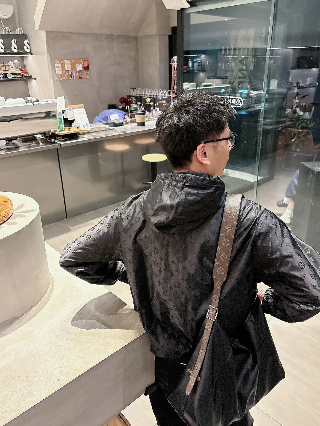 Men's Jackets And Down Jackets LOUIS VUITTON 18097606