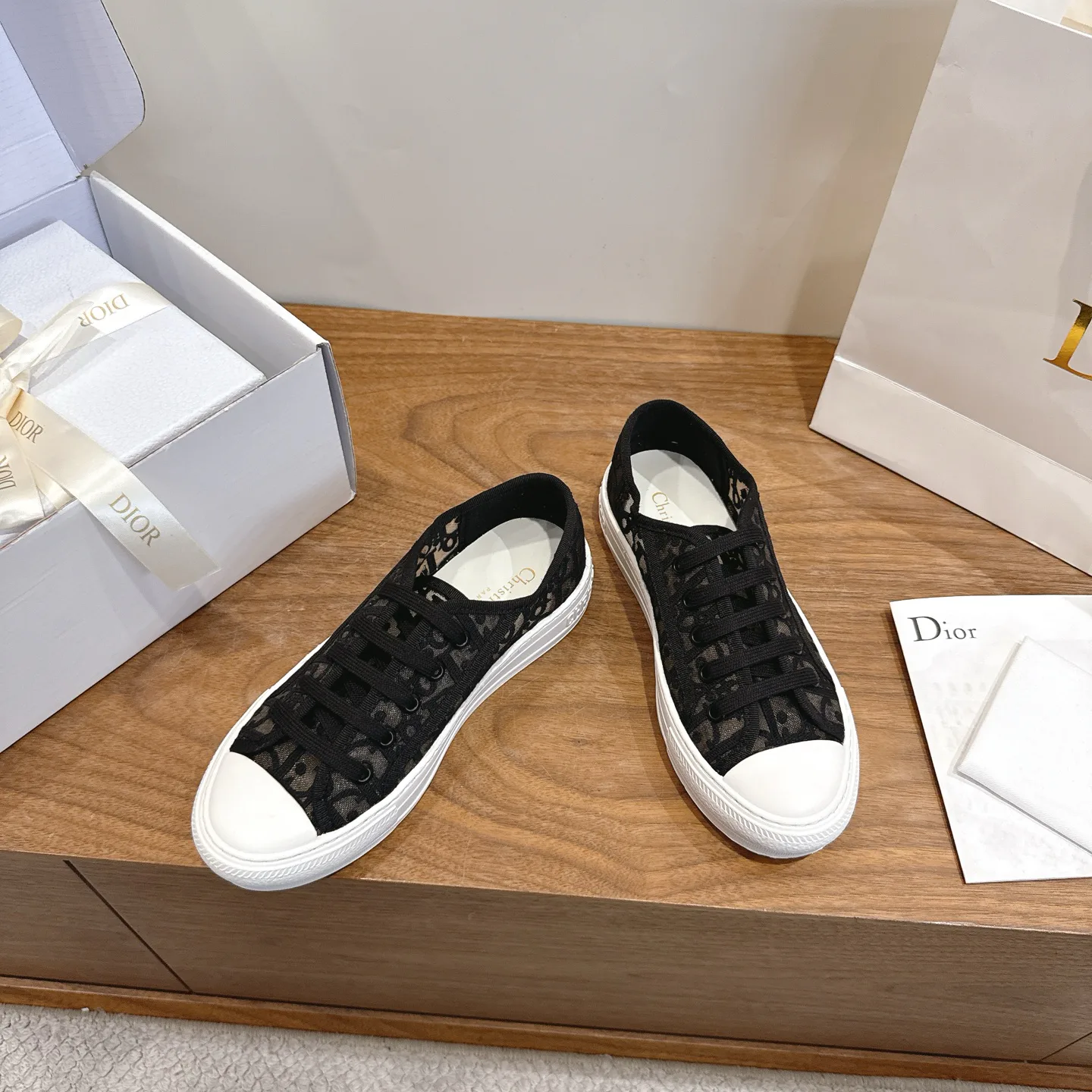 Women's Sneakers CHRISTIAN DIOR 18083833