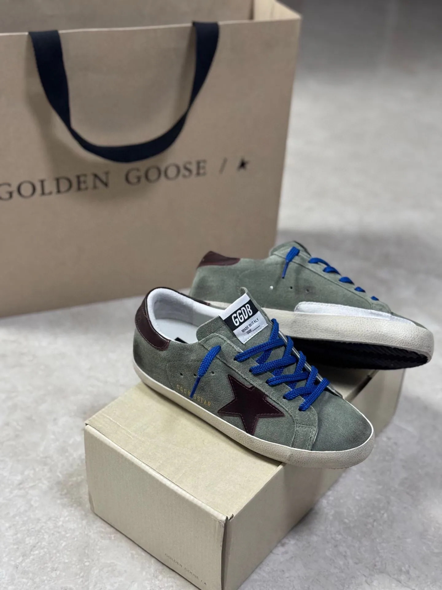Men's Sneakers GOLDEN GOOSE 18265605