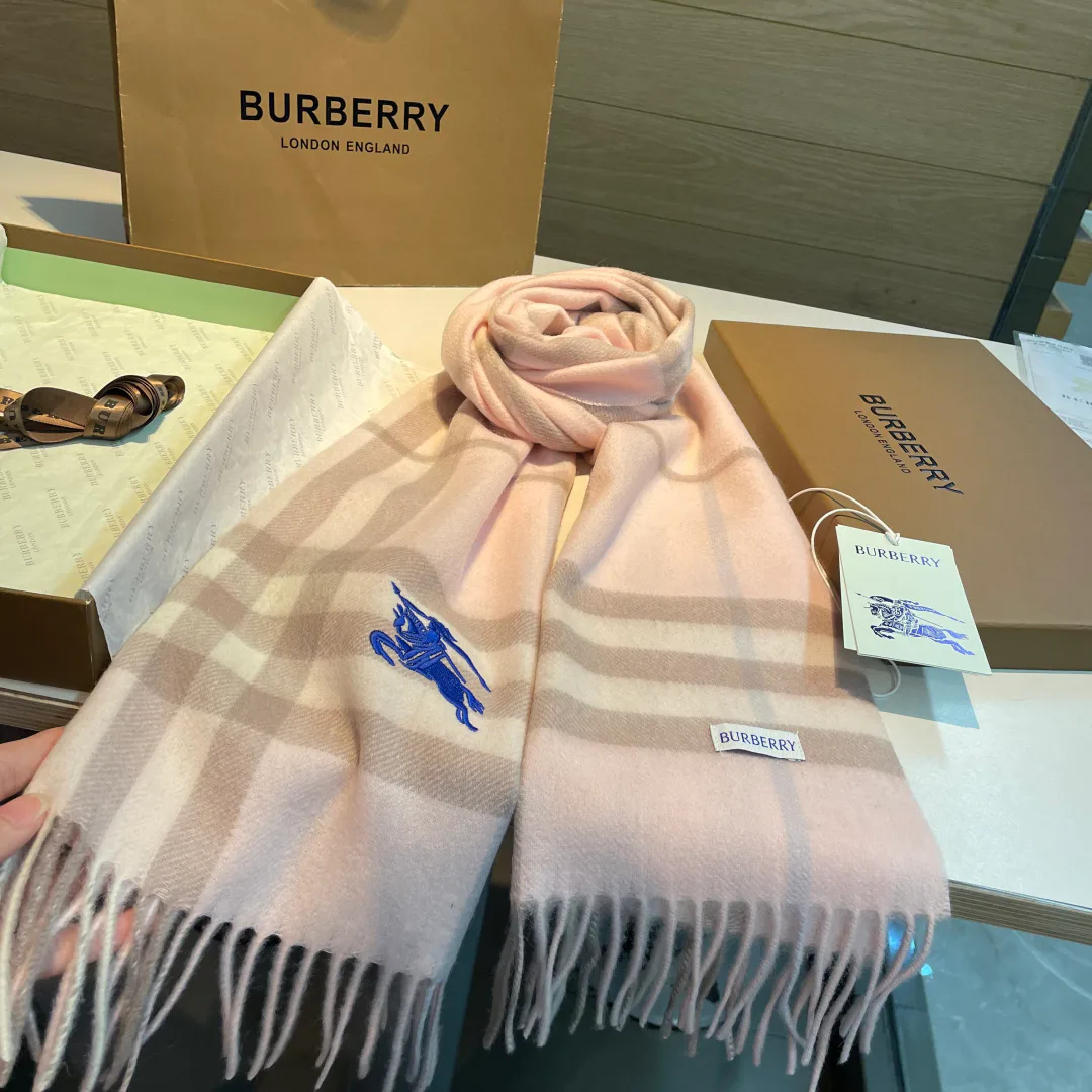 Scarves BURBERRY 18449890