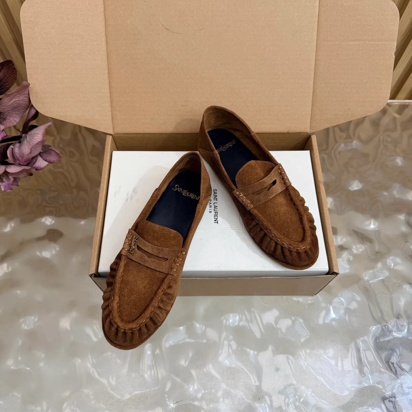 Women's Loafers And Moccasins SAINT LAURENT 17926442