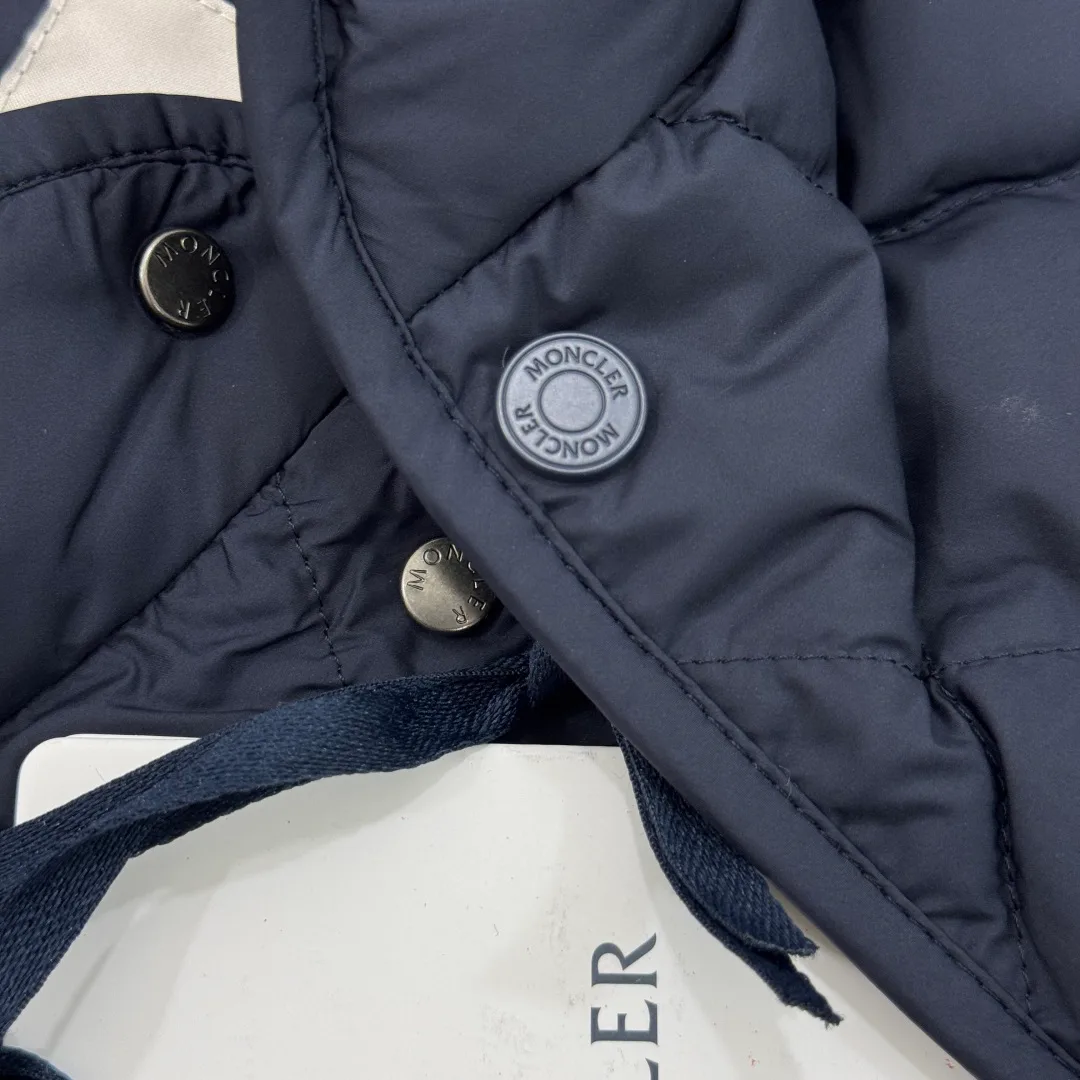 Men's Jackets And Down Jackets MONCLER 18001957