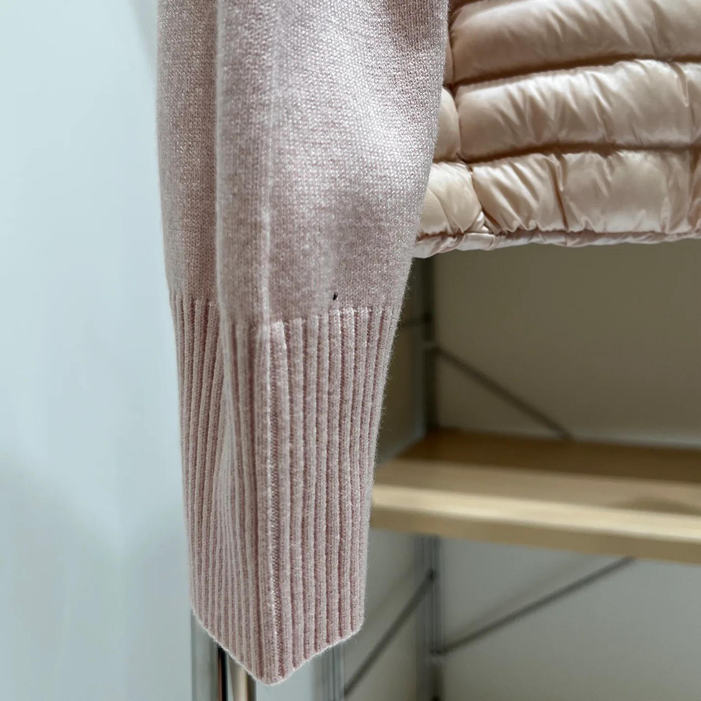 Women's Jackets And Down Jackets MONCLER 18043622