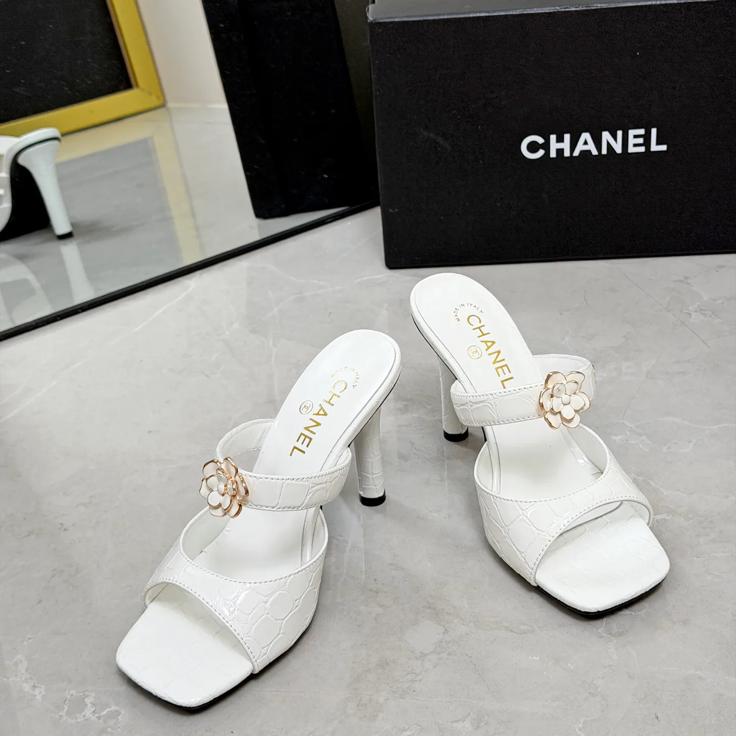 Women's Open-Toe Sandals CHANEL 17335029