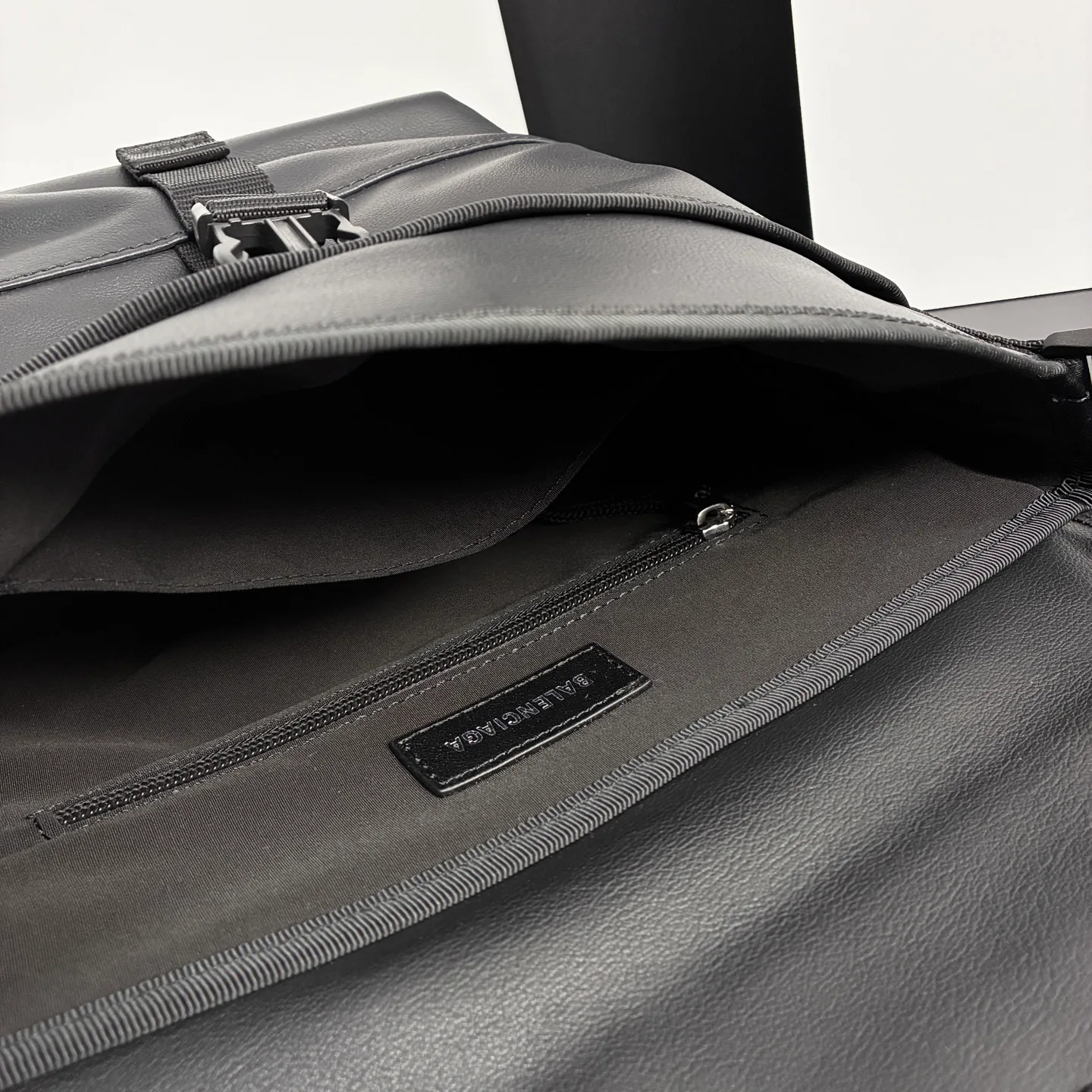 Women's Shoulder Bags BALENCIAGA 18136515
