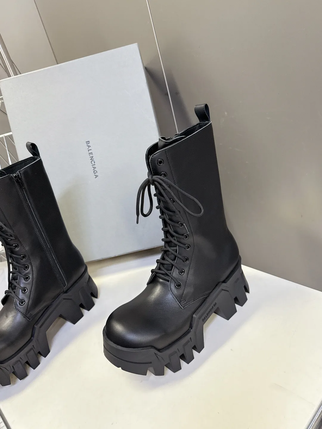 Men's Ankle Boots BALENCIAGA 17819831