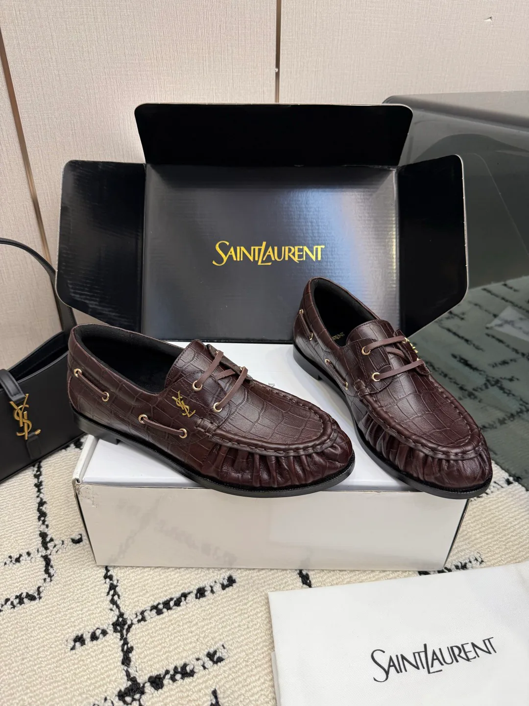 Women's Loafers And Moccasins SAINT LAURENT 17816910