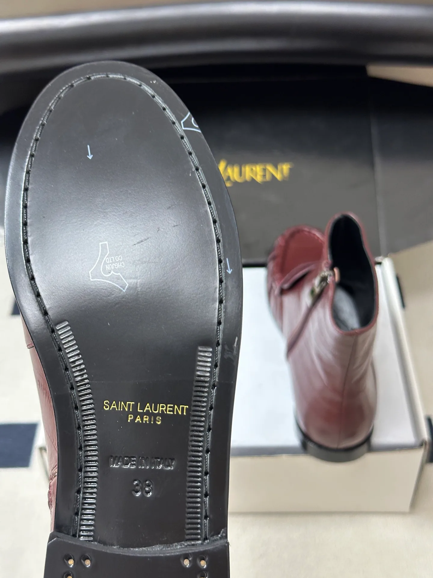 Women's Booties SAINT LAURENT 18340998