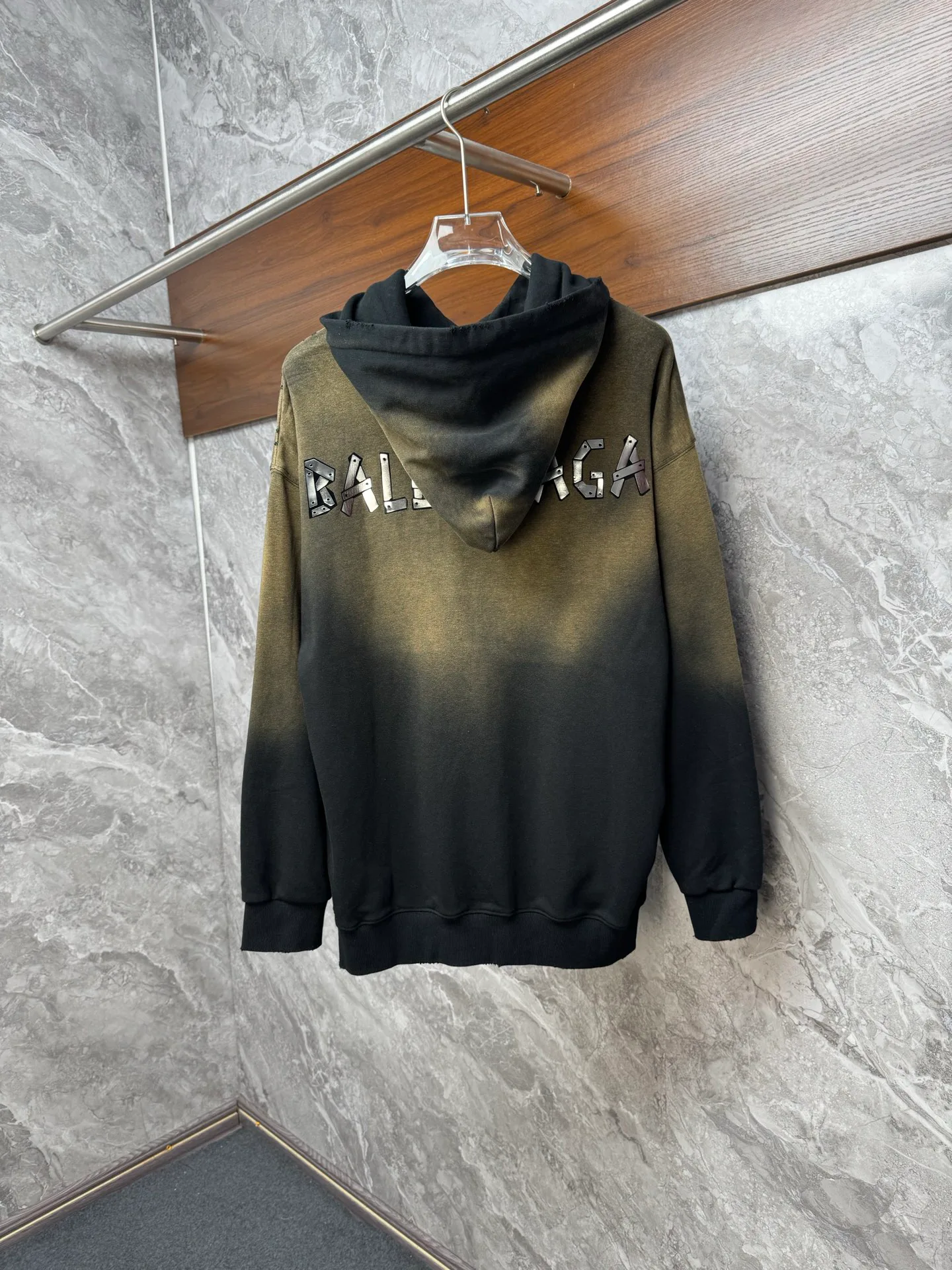 Women's Sweatshirts And Hoodies BALENCIAGA 18182350