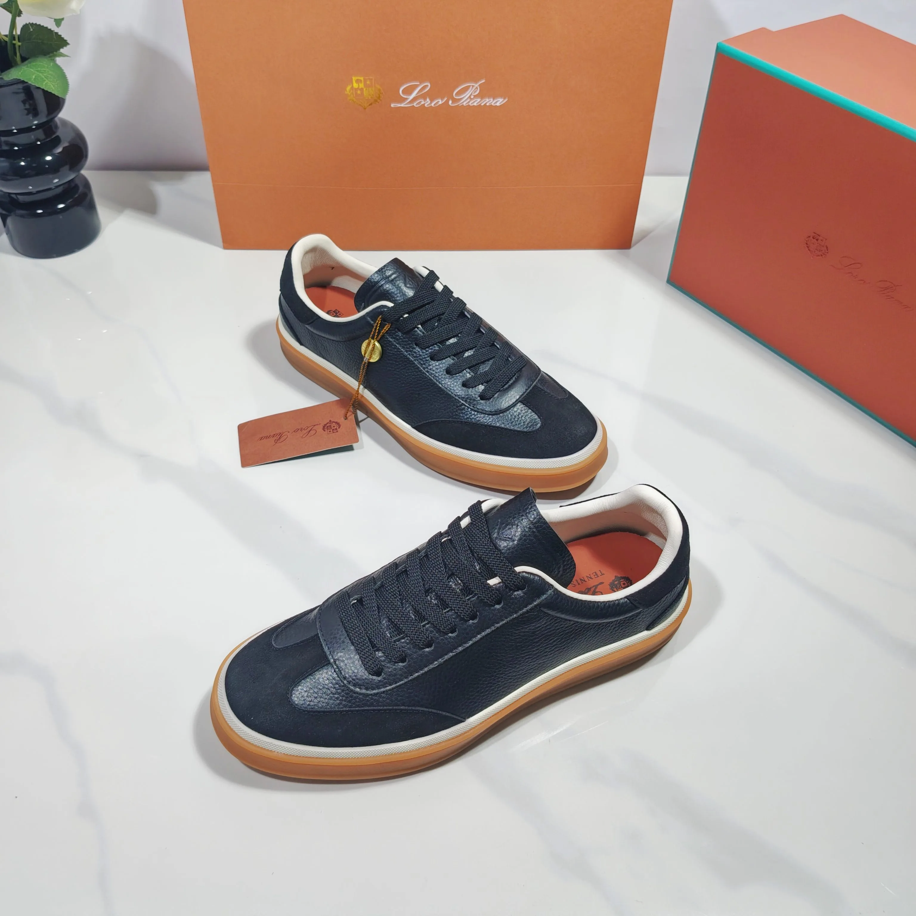 Women's Sneakers LORO PIANA 17961929