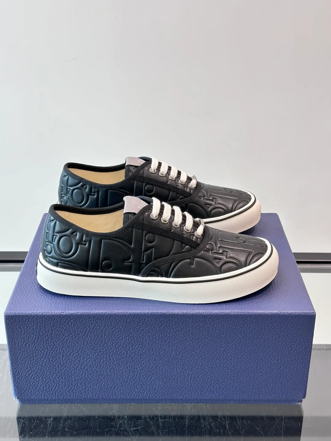 Men's Sneakers CHRISTIAN DIOR 18500670