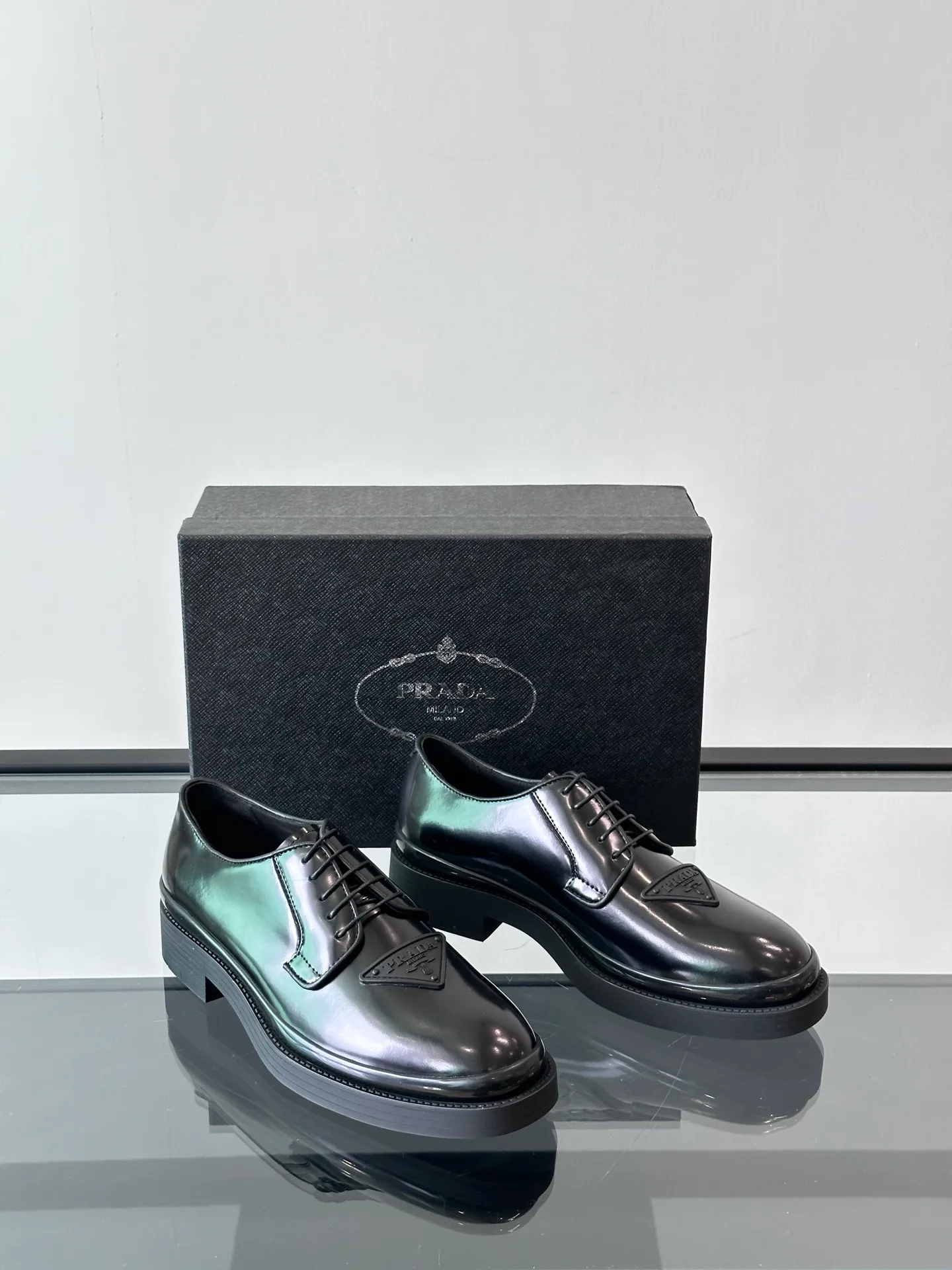 Men's Loafers And Dress Shoes PRADA 17715979