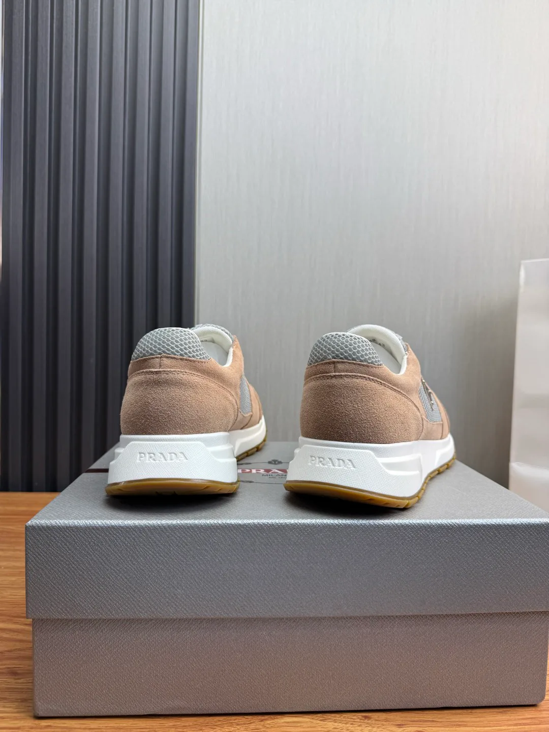Men's Sneakers PRADA 18418637