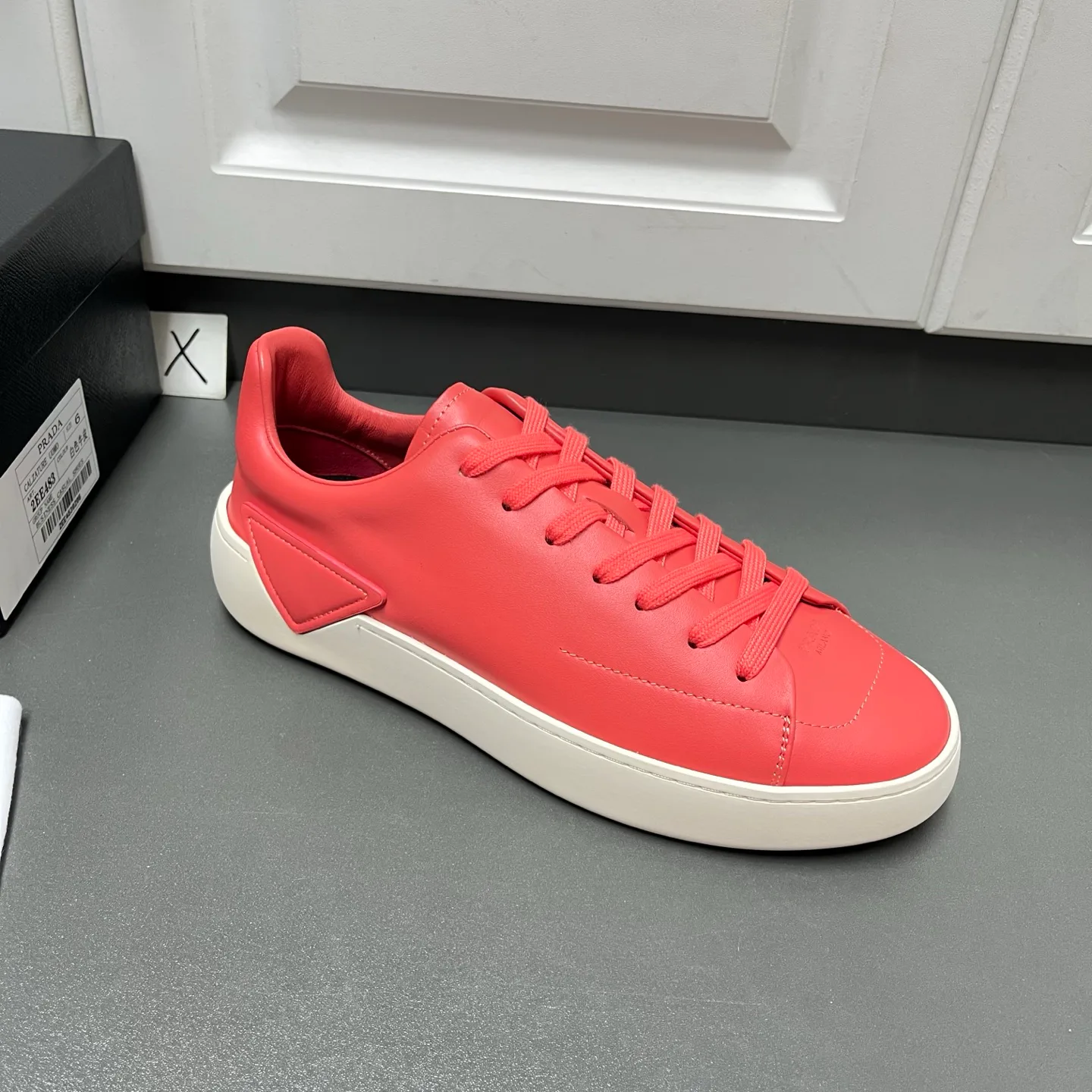 Men's Sneakers PRADA 16940085