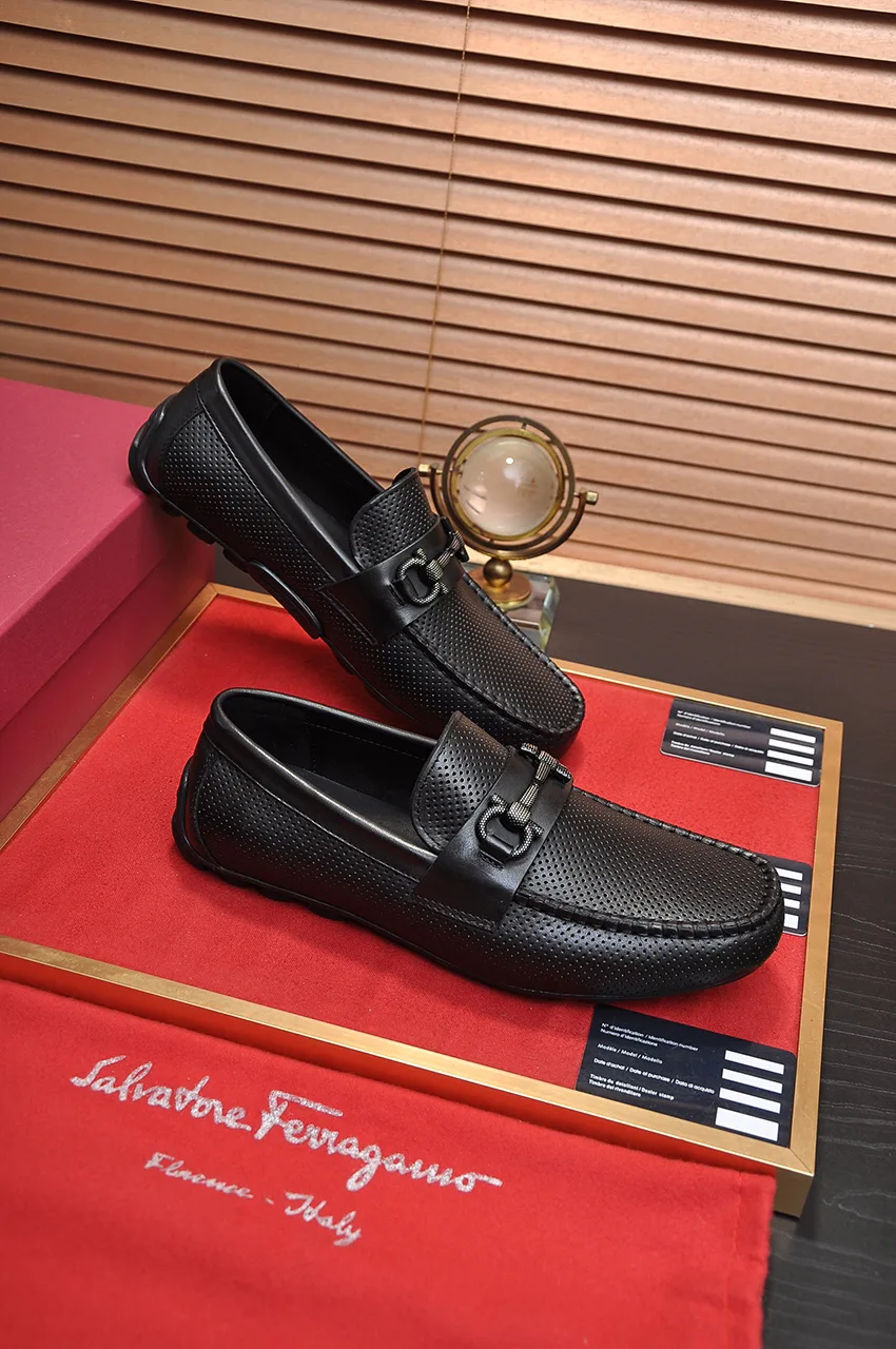 Women's Loafers And Moccasins SALVATORE FERRAGAMO 18262191