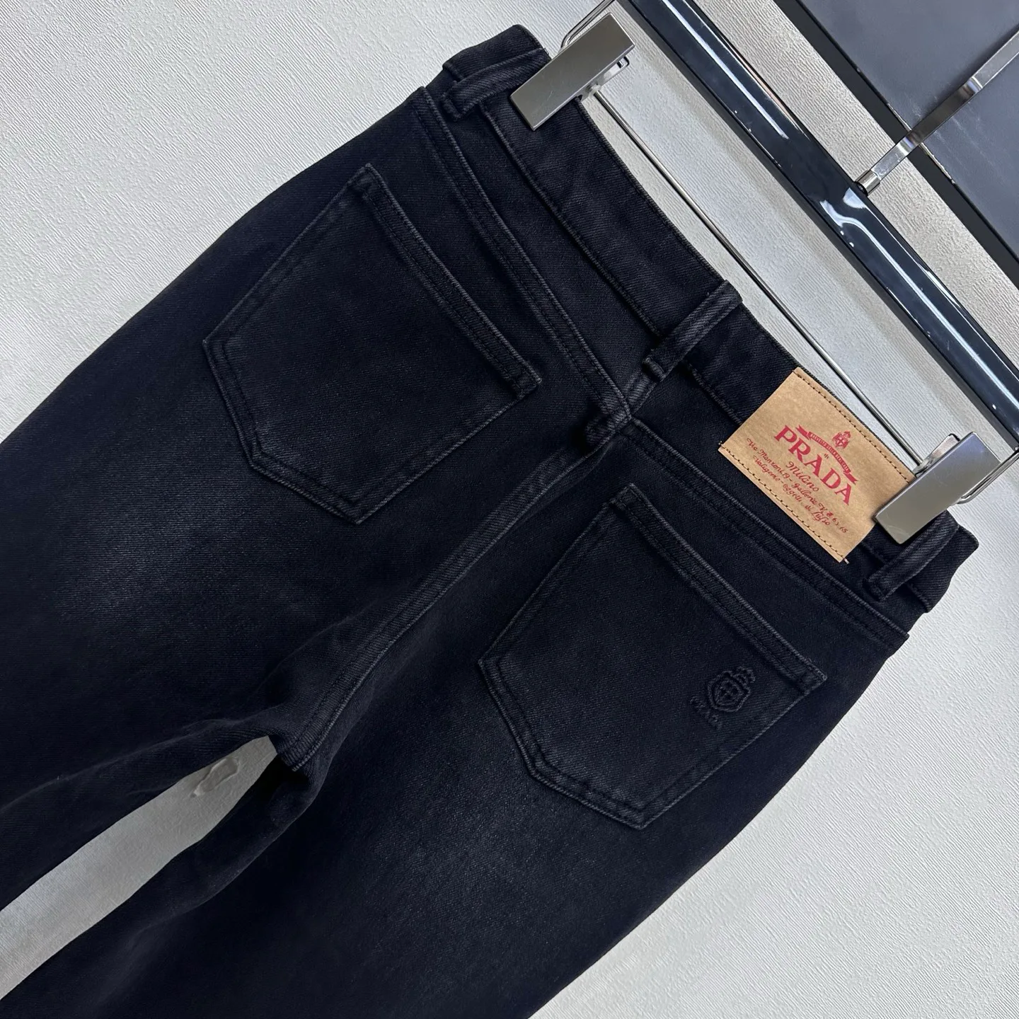 Джинсы Женские Prada 18579404