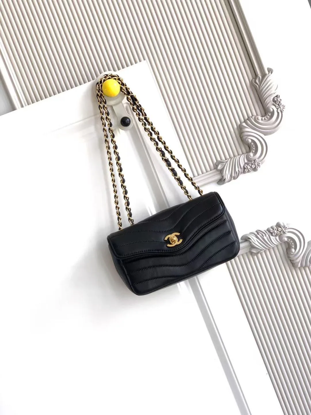 Women's Classic Handbags CHANEL 17916918
