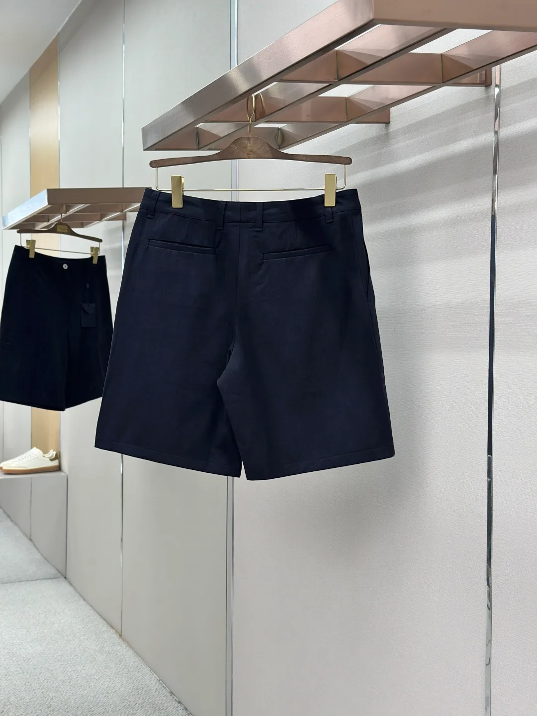 Men's Shorts LOUIS VUITTON 17468319