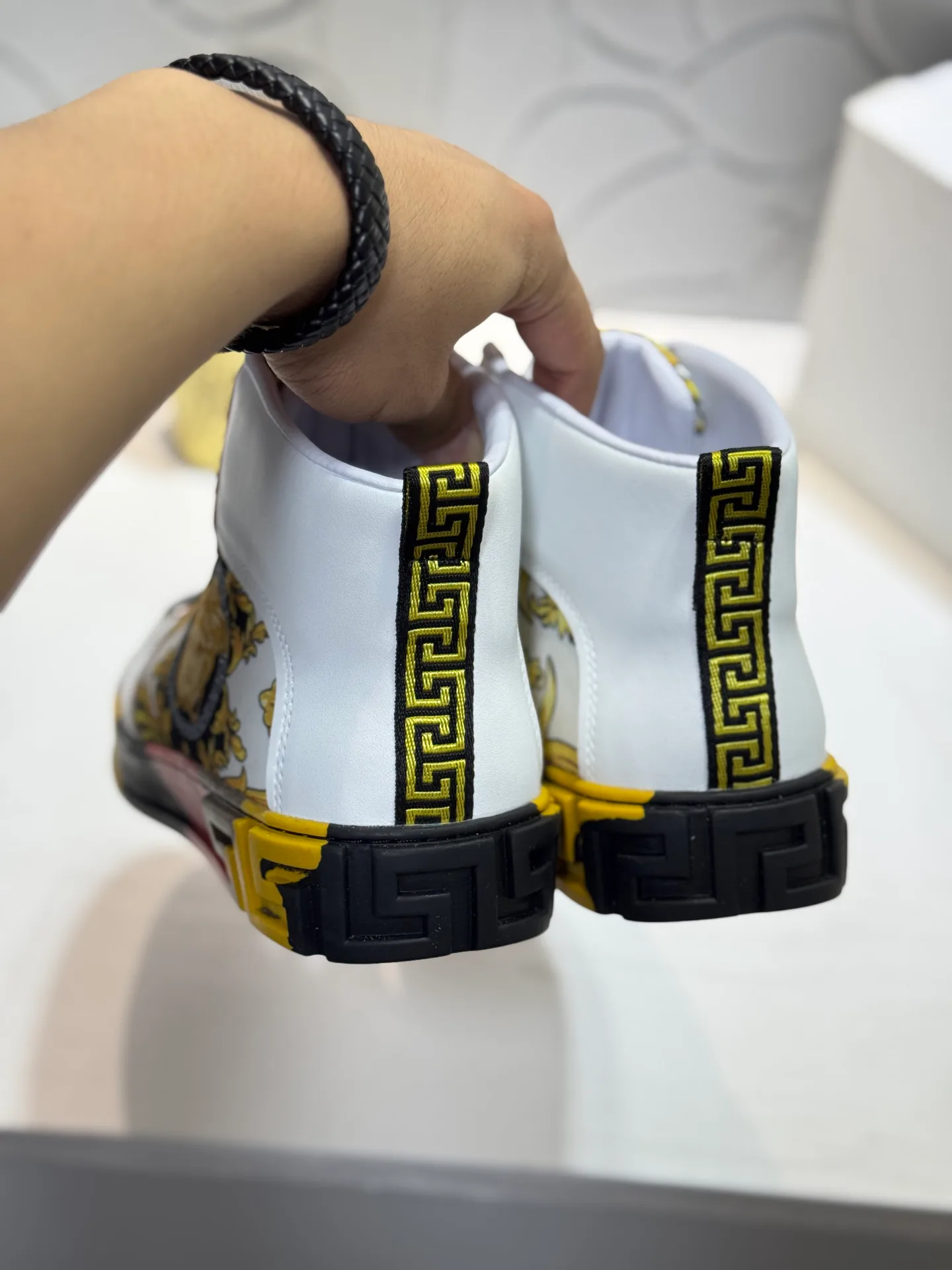 Men's Sneakers VERSACE 17934220