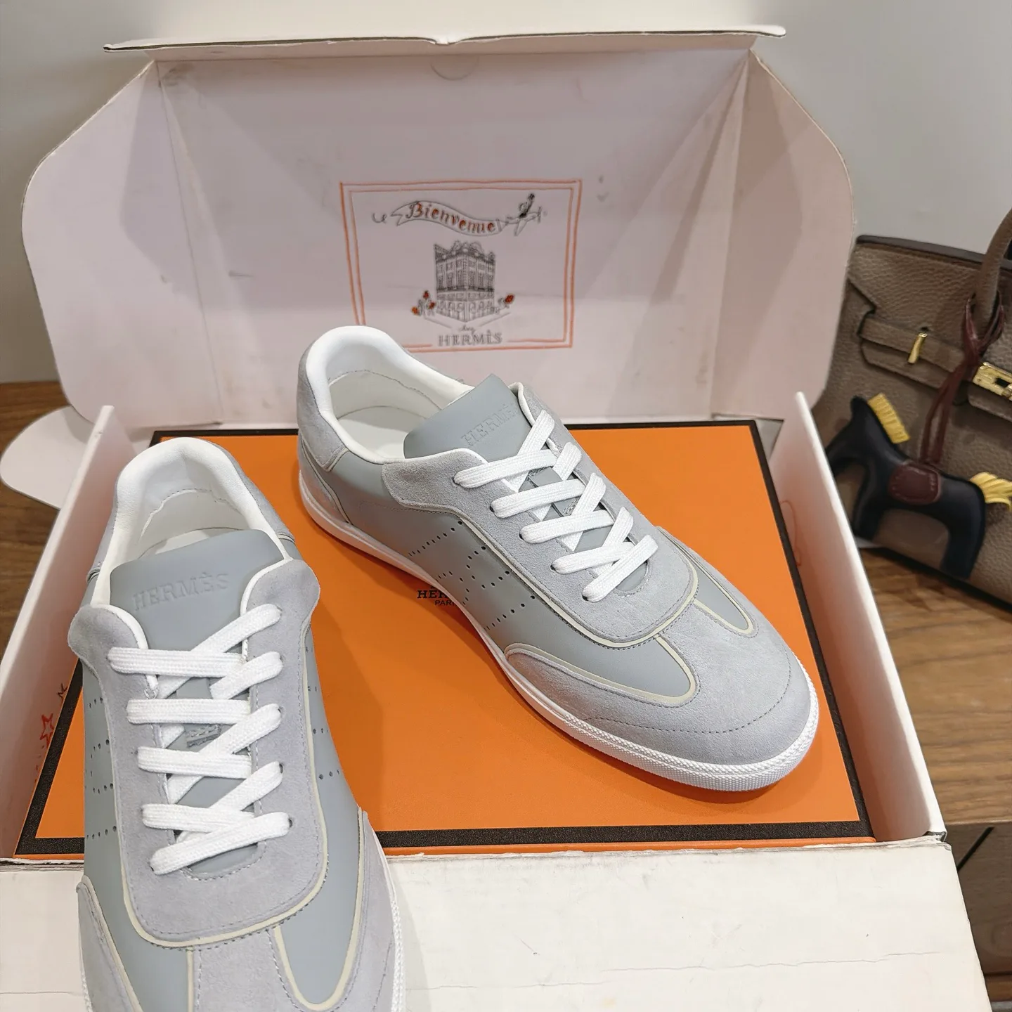 Women's Sneakers HERMES 18230935