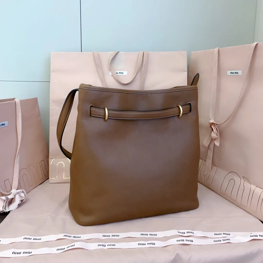 Классические Сумки Женские Miu Miu 18602509