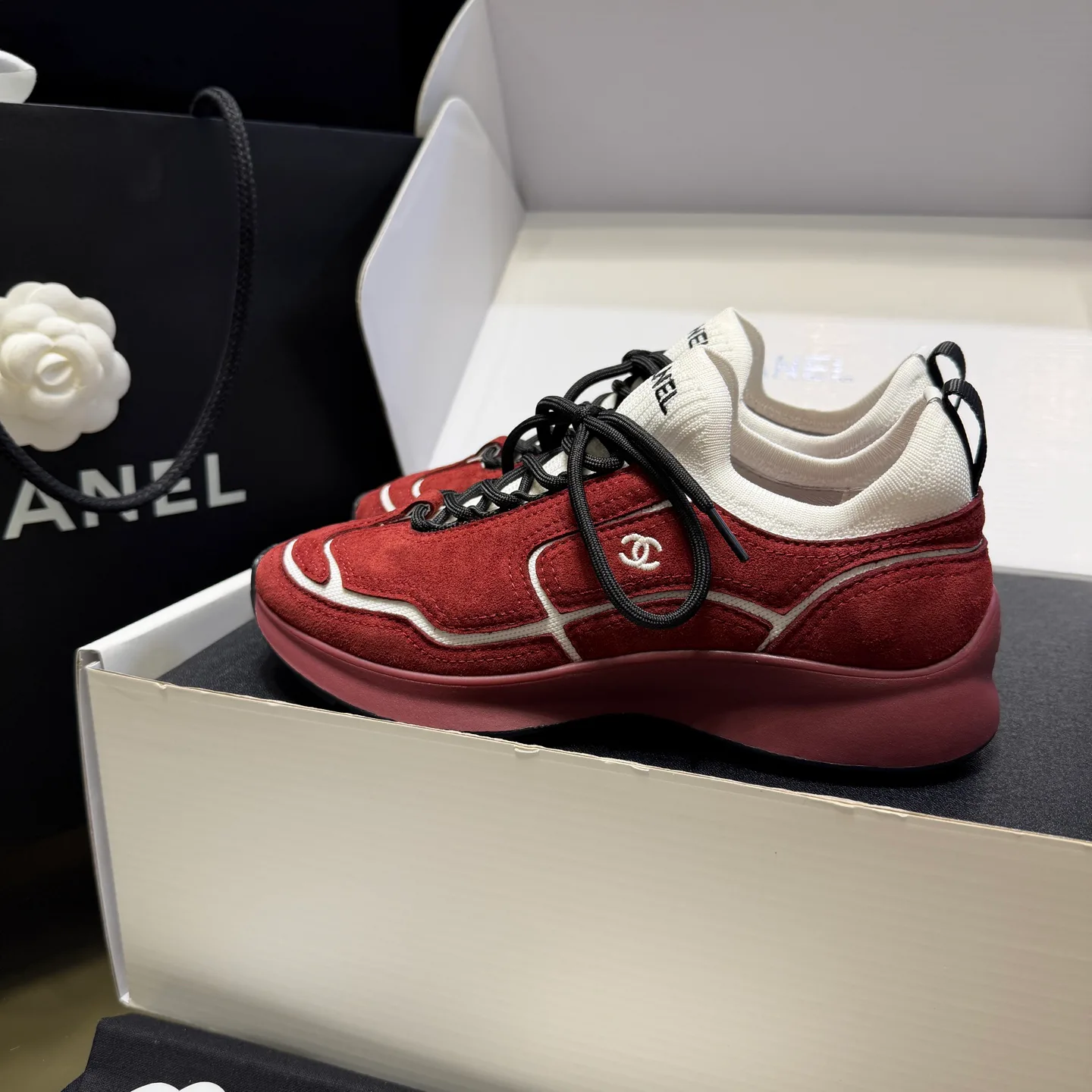 Women's Sneakers CHANEL 17877257