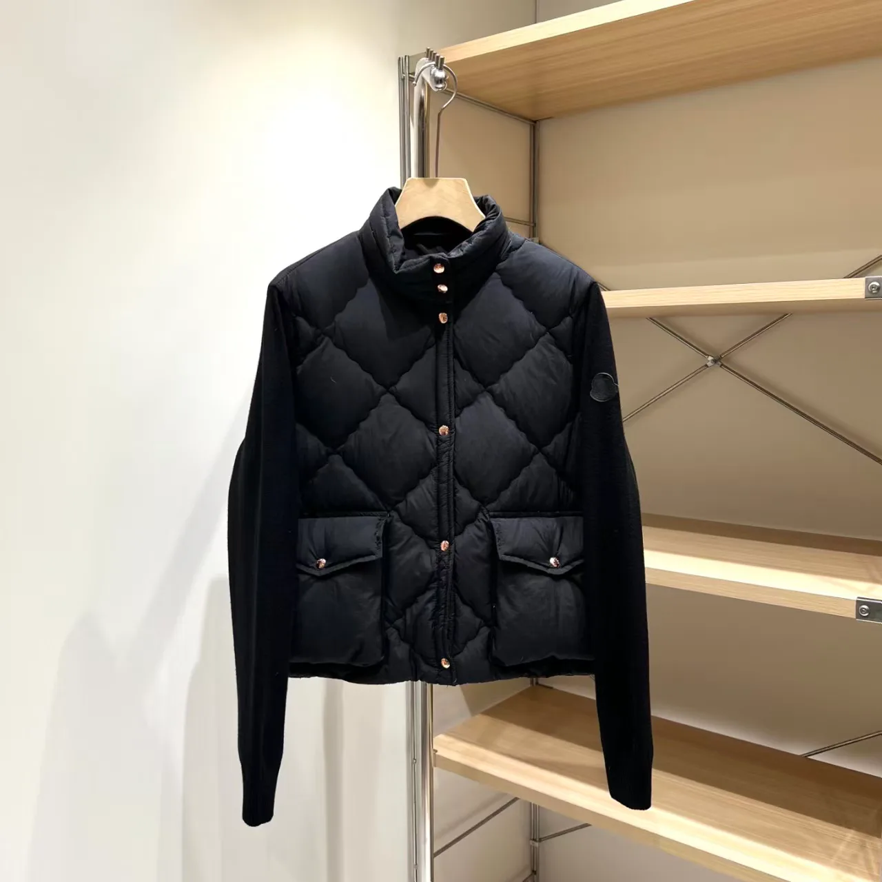 Women's Jackets And Down Jackets MONCLER 18131411
