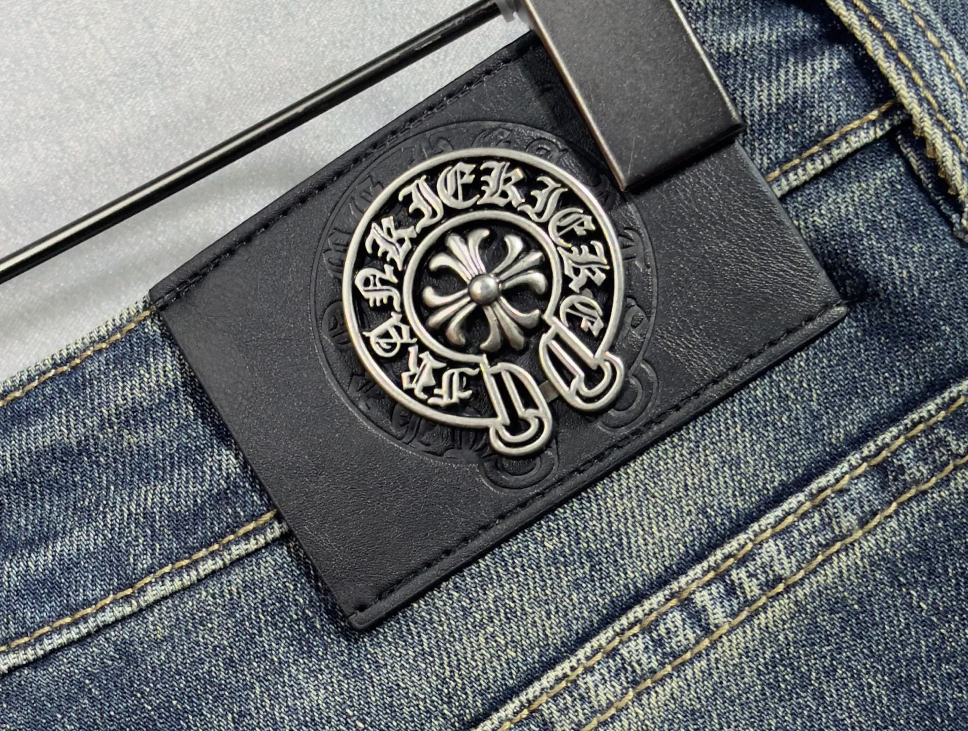 Men's Jeans CHROME HEARTS 18098362