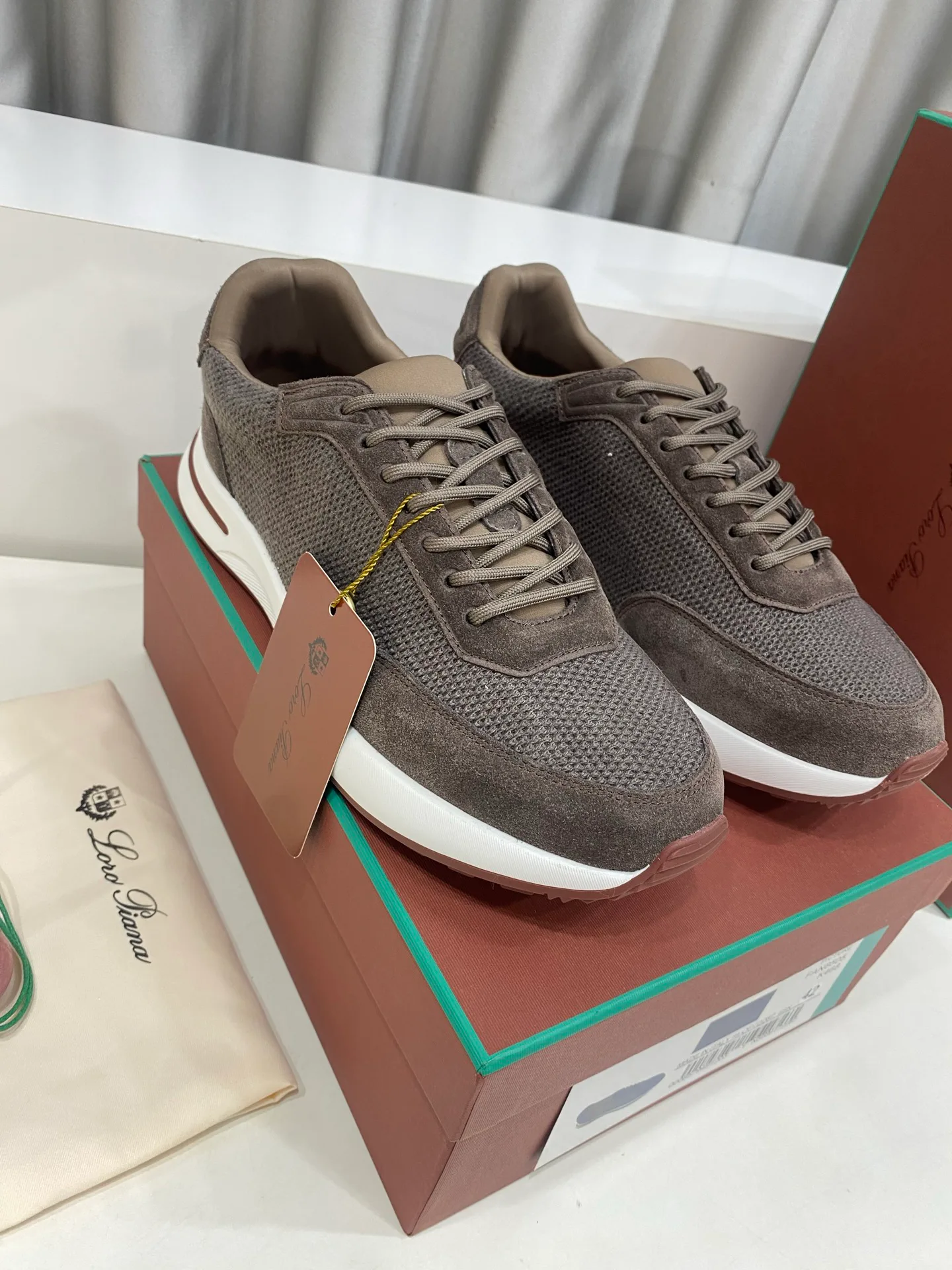 Men's Sneakers LORO PIANA 17485926