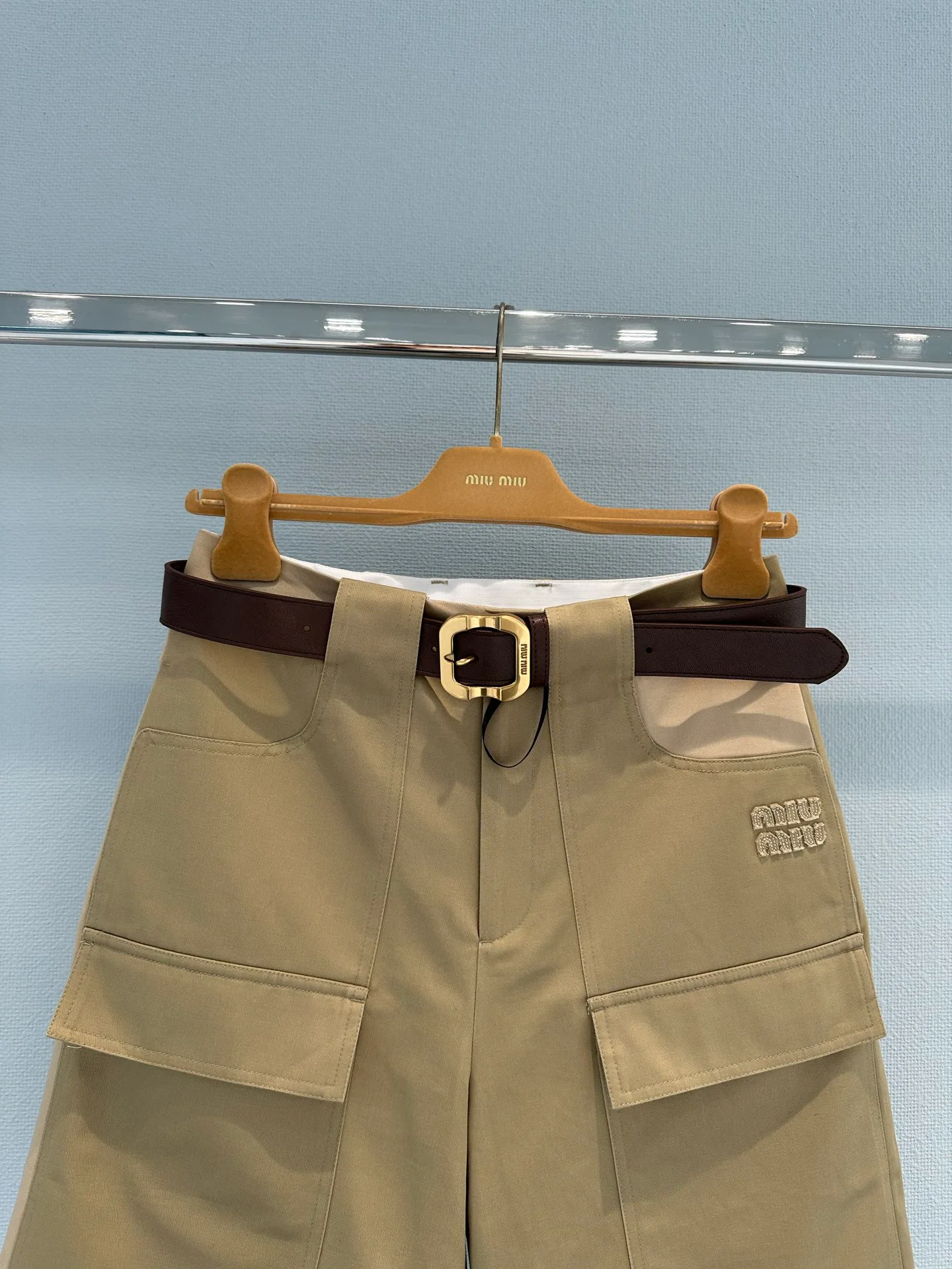Women's Shorts MIU MIU 18114624