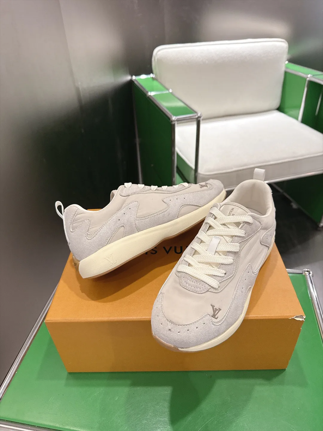 Men's Sneakers LOUIS VUITTON 18011727