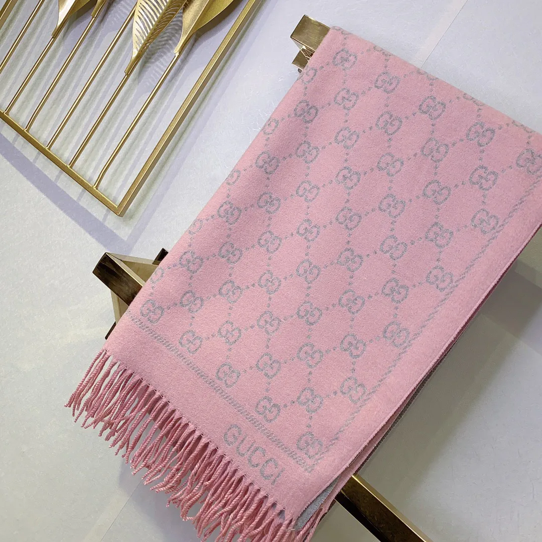 Scarves GUCCI 18394238
