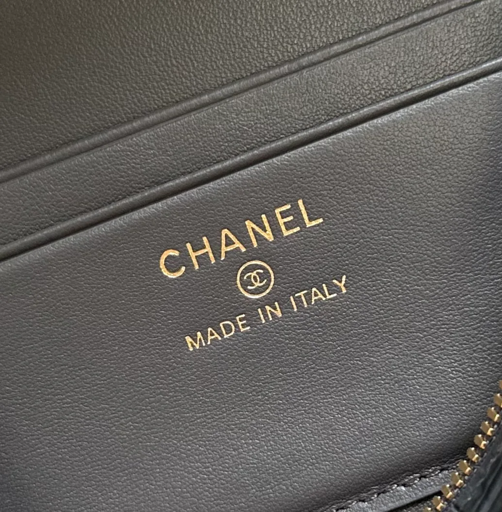 Women's Classic Handbags CHANEL 17827600