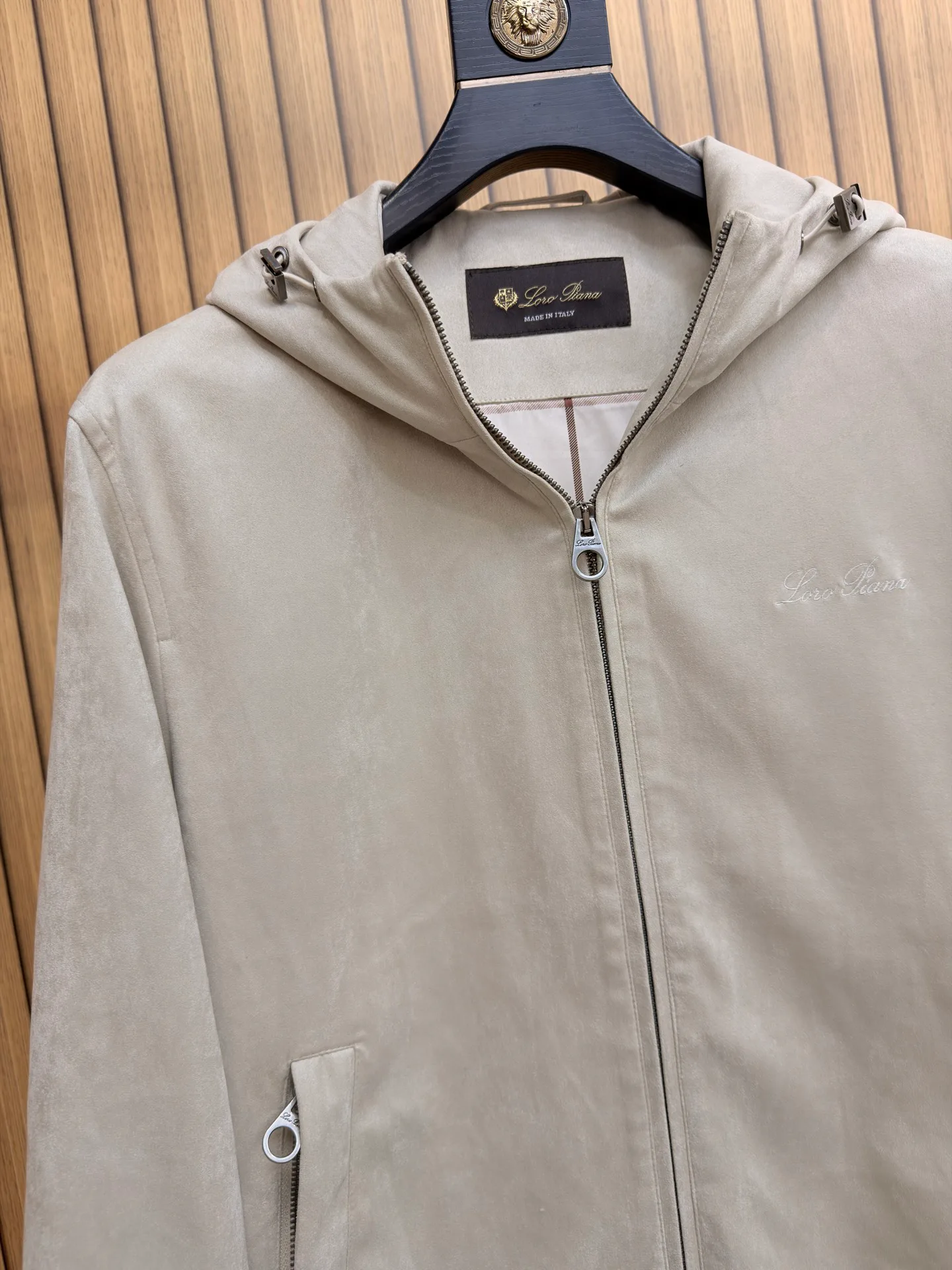Men's Jackets And Down Jackets LORO PIANA 18157024