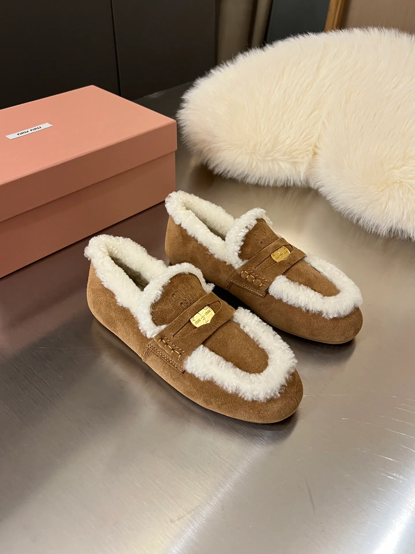 Women's Loafers And Moccasins MIU MIU 17948621