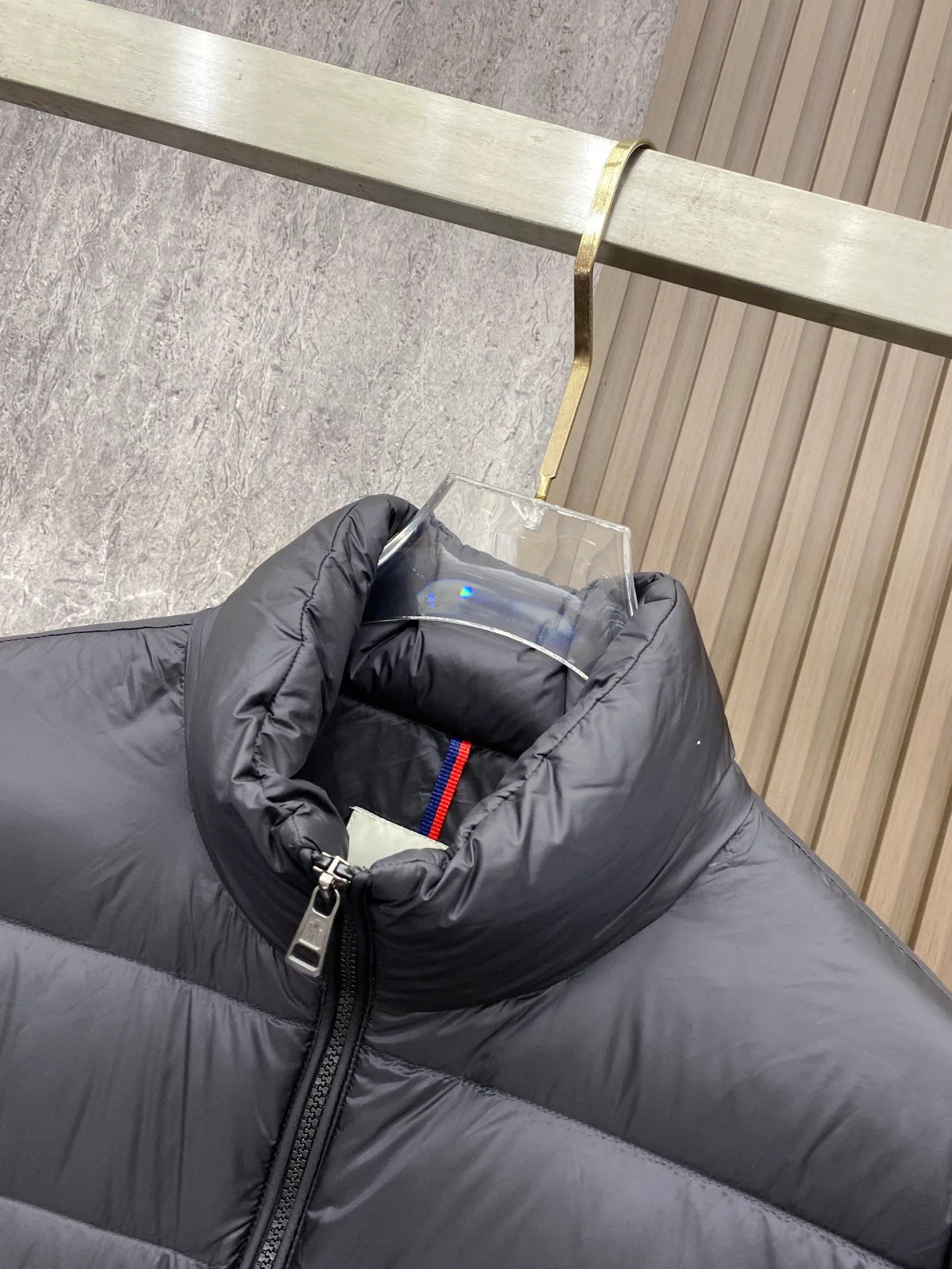Куртки И Пуховики Мужские Moncler 18596387