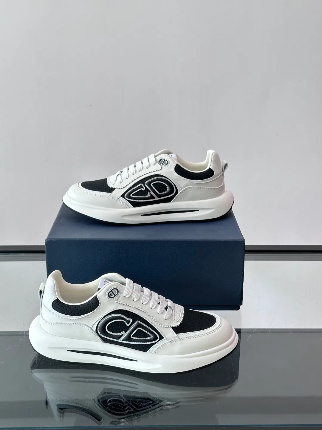 Men's Sneakers CHRISTIAN DIOR 18102346