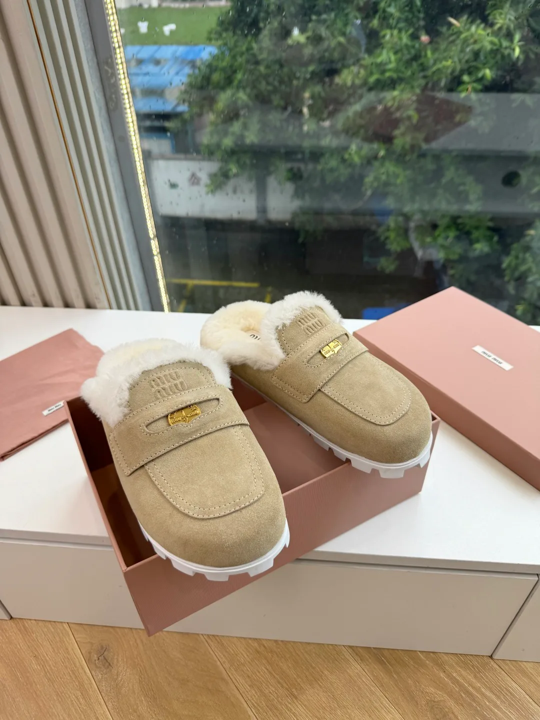 Women's Mules And Clogs MIU MIU 17978219