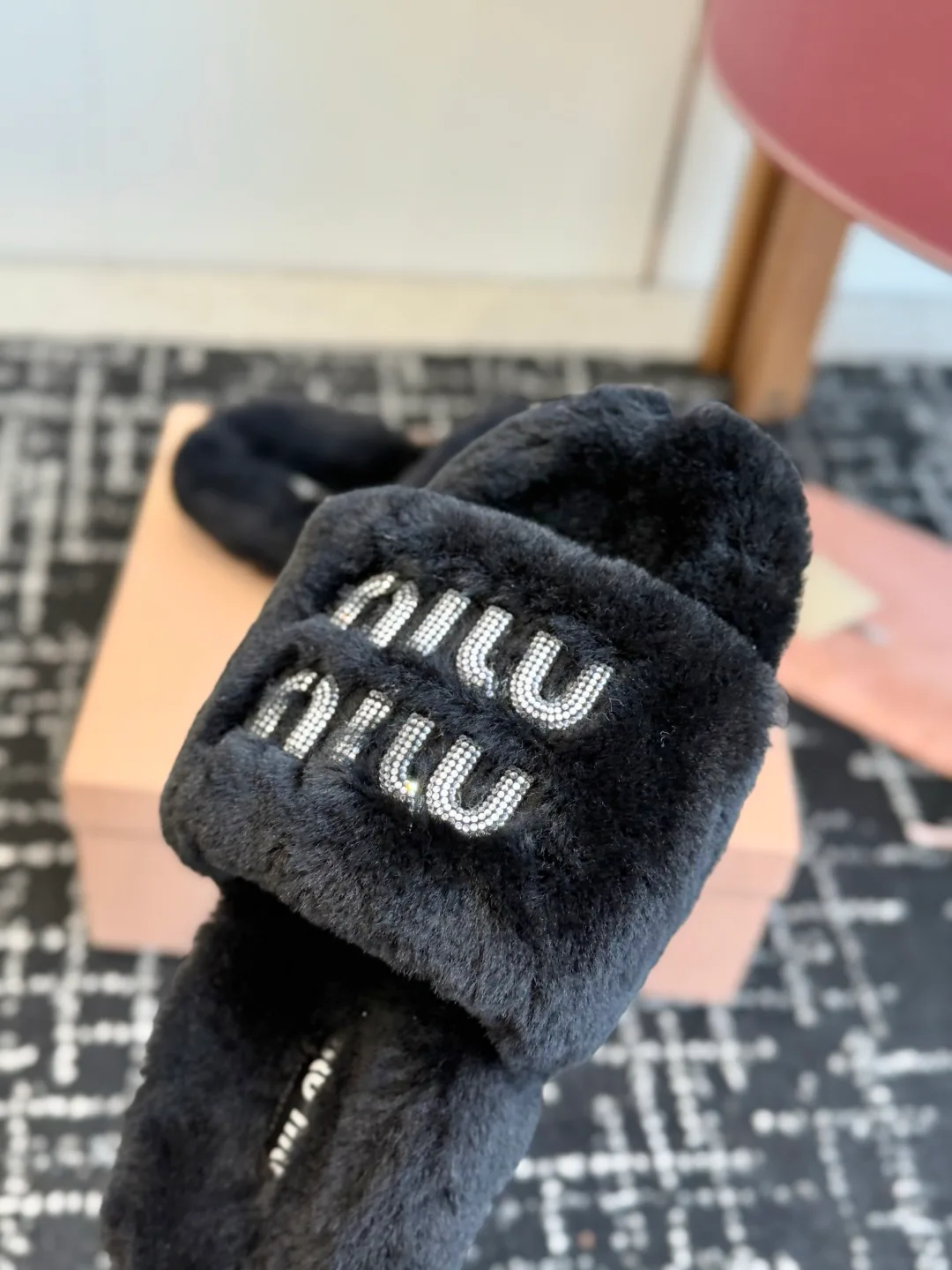 Women's Slippers MIU MIU 18139573