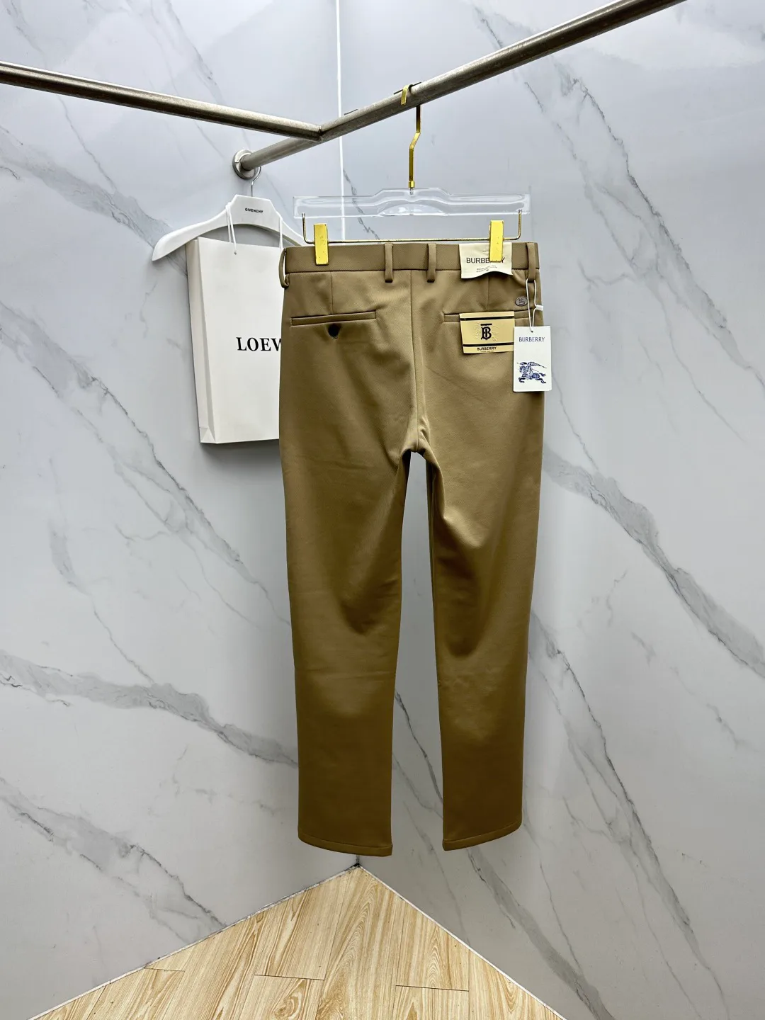 Men's Trousers BURBERRY 18246803