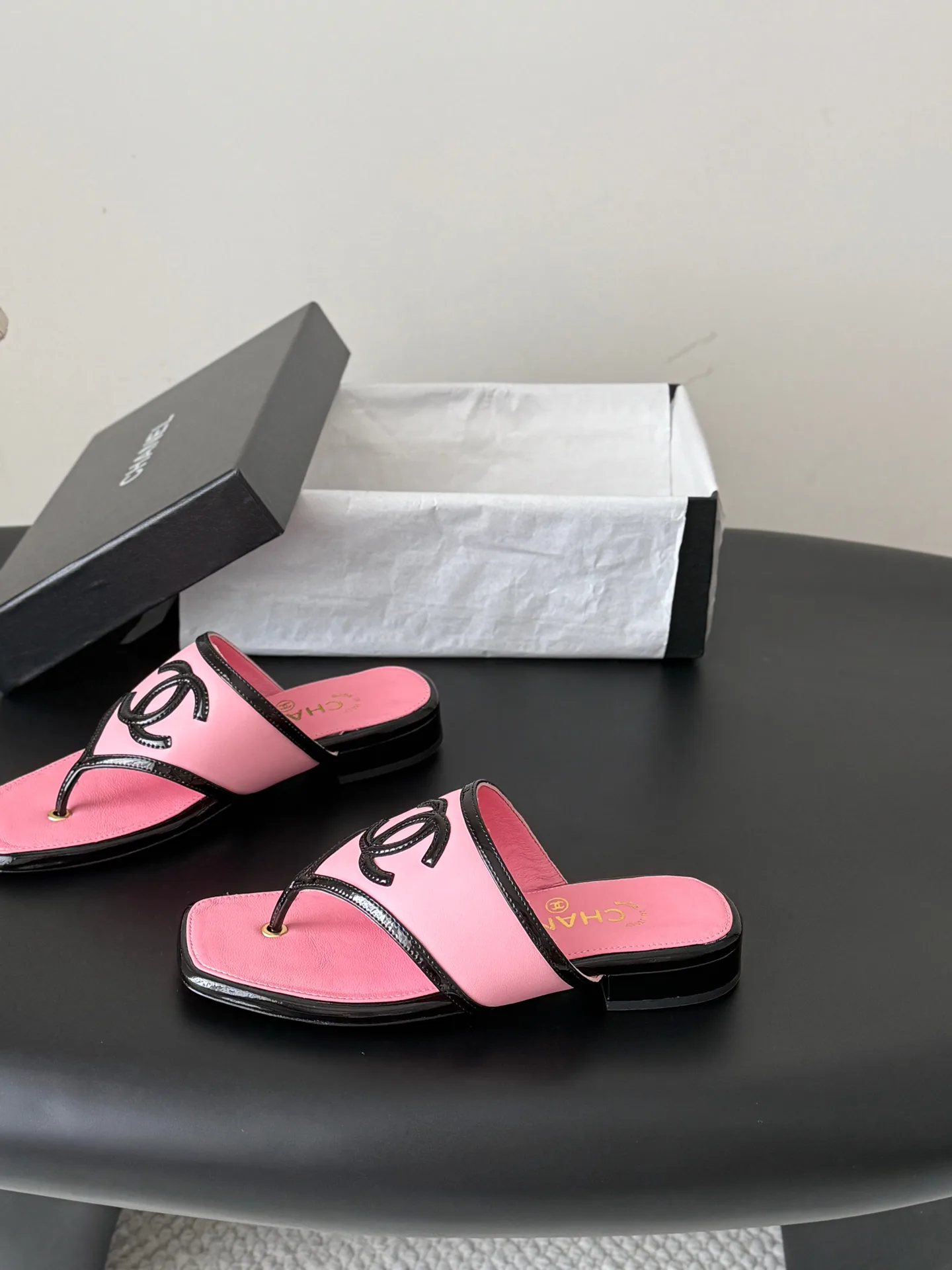 Women's Flip-Flops CHANEL 17526757