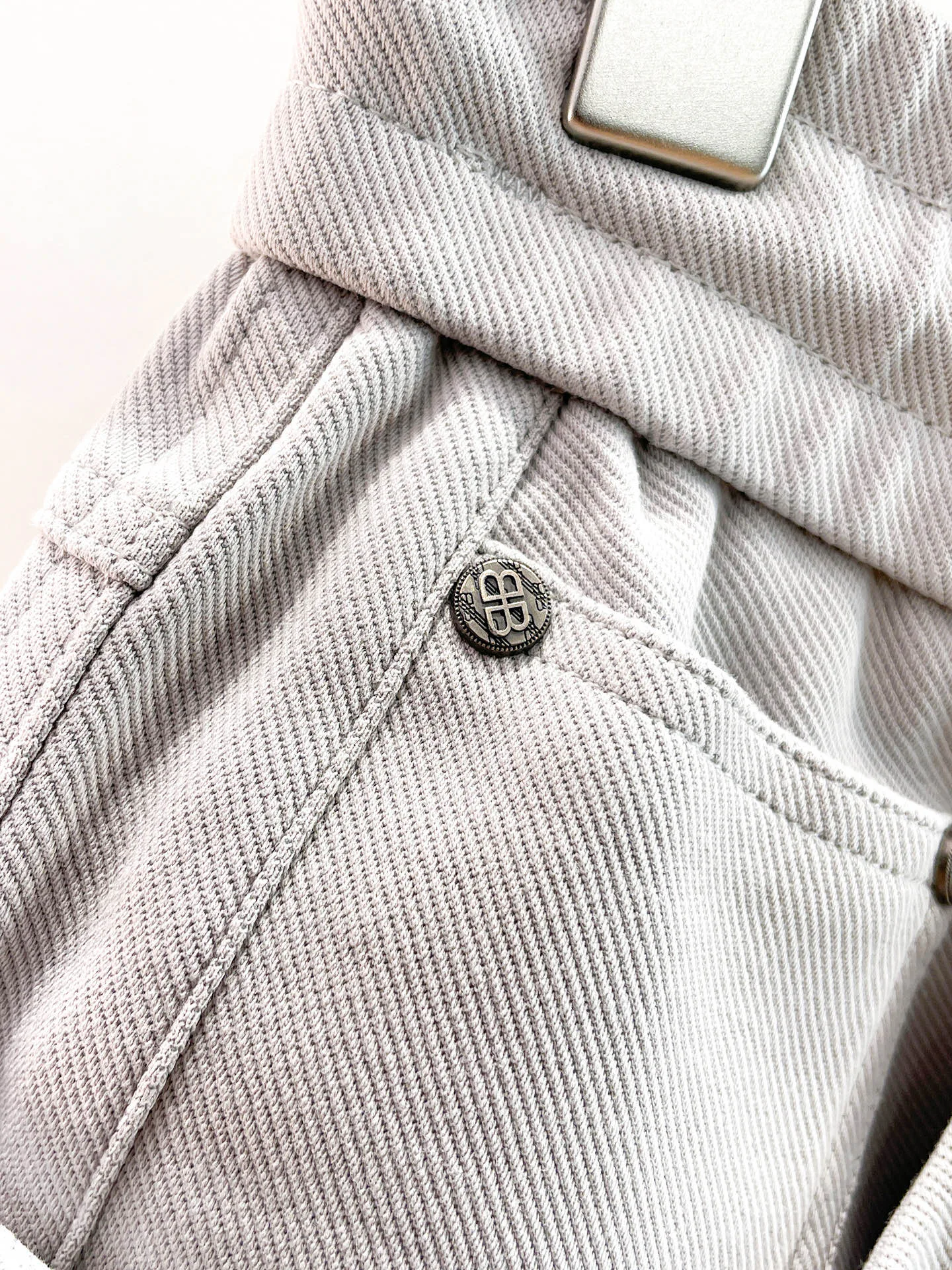 Men's Trousers BALENCIAGA 18499560