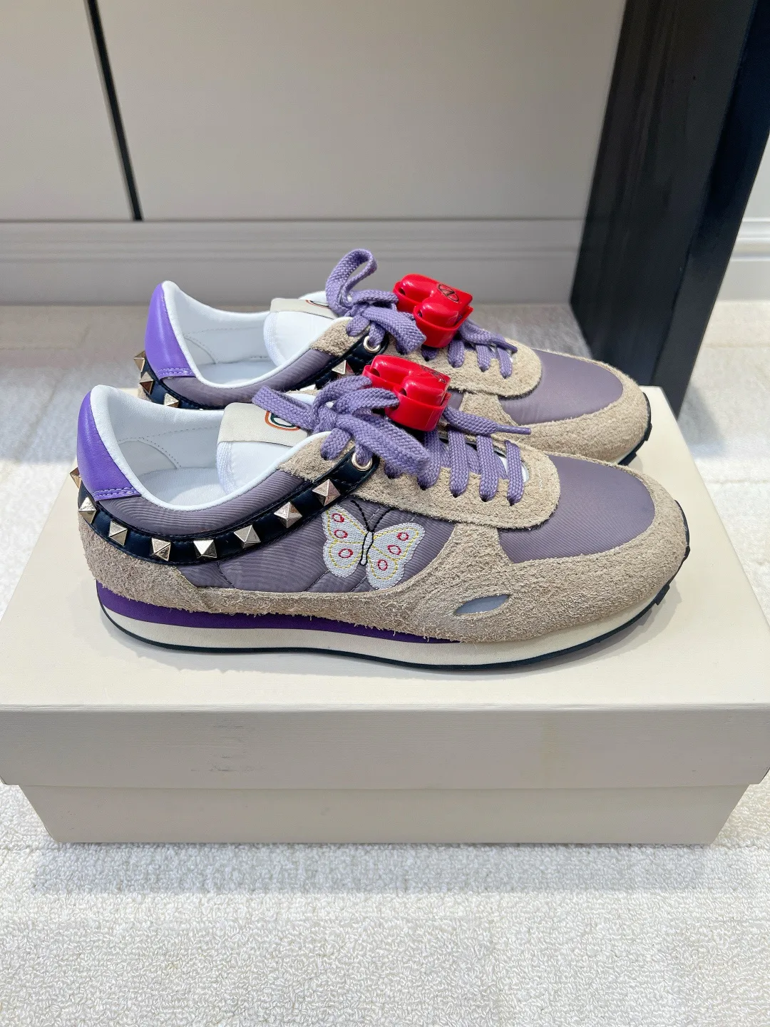 Women's Sneakers VALENTINO 18436564