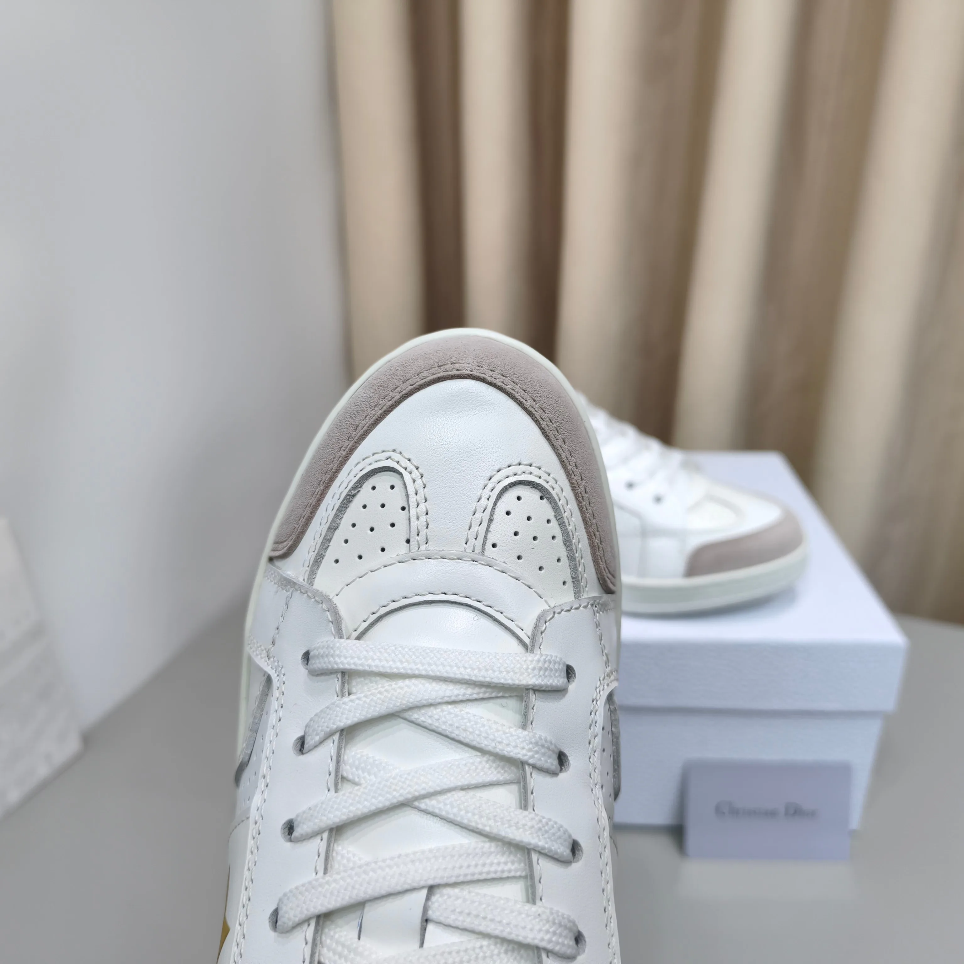 Women's Sneakers CHRISTIAN DIOR 17988722